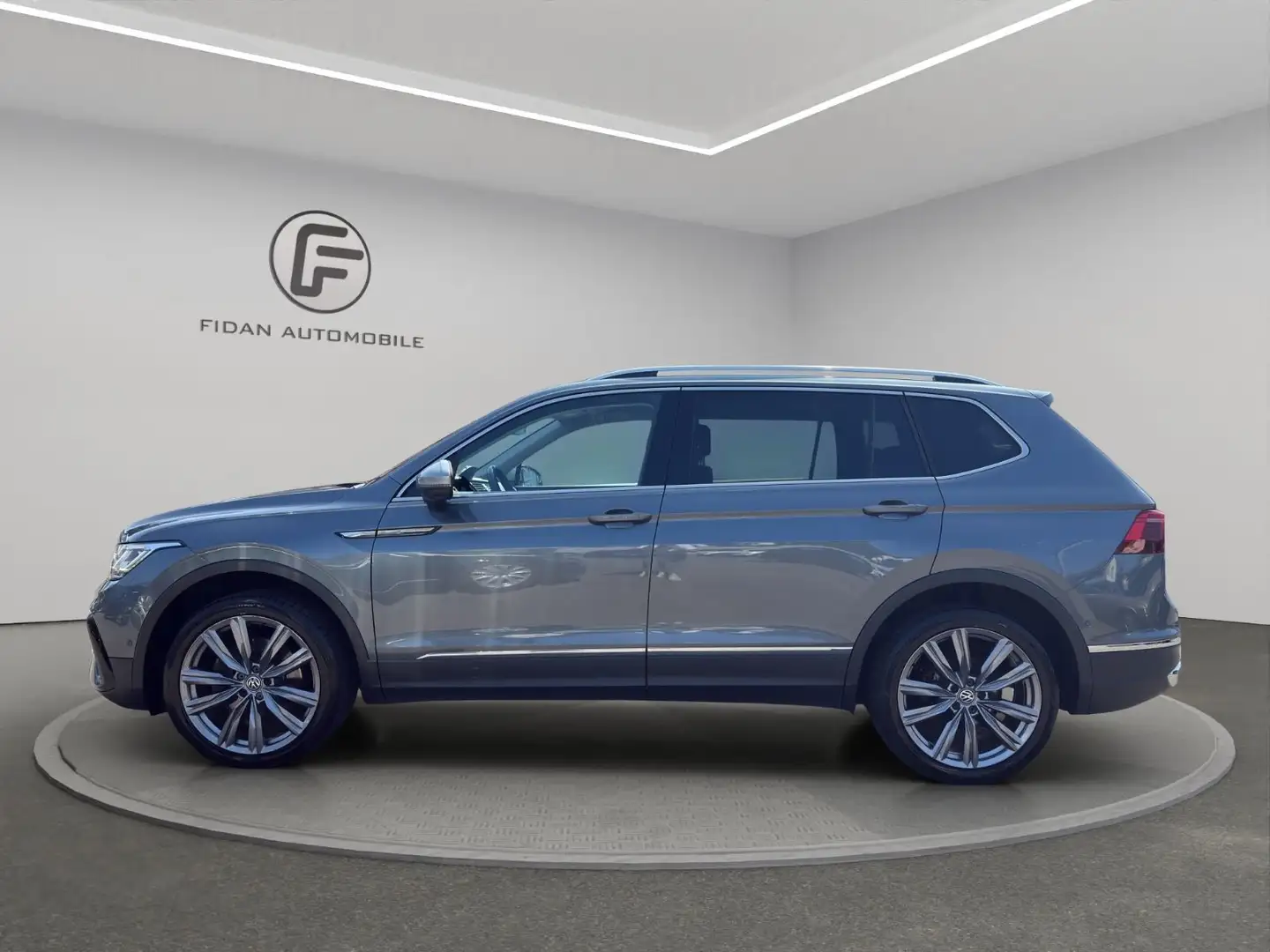Volkswagen Tiguan Allspace Elegance 4M Virtual*360°Kamera Gris - 2
