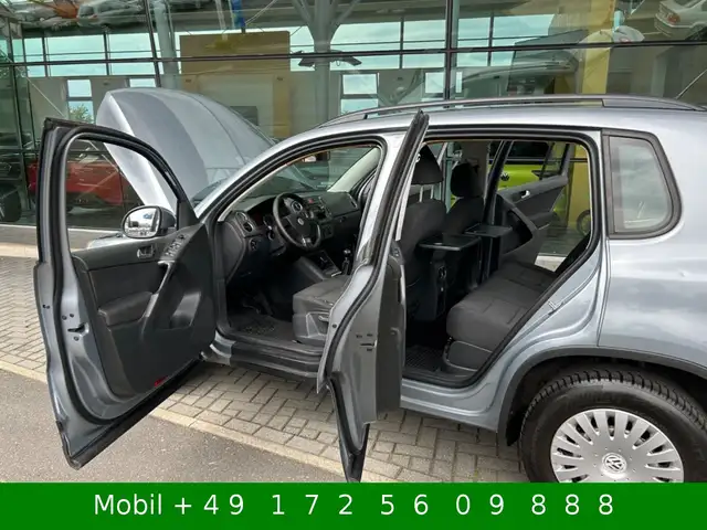 Volkswagen Tiguan view 12