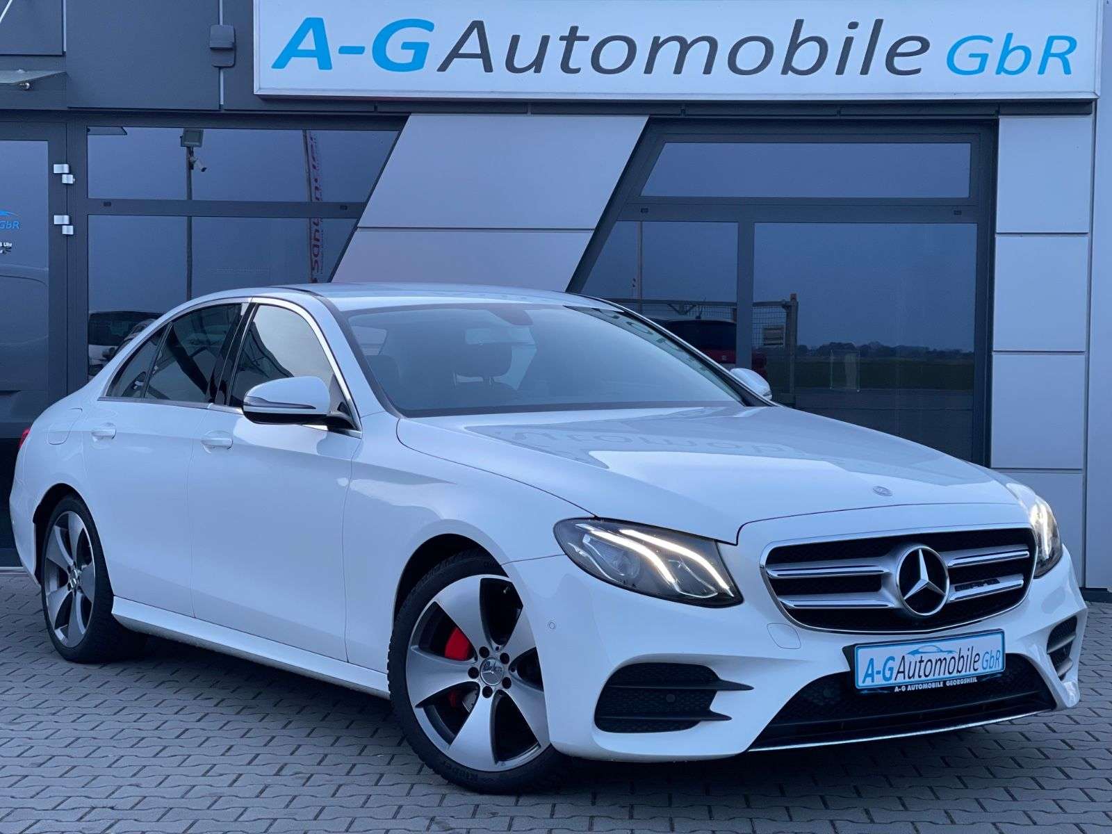 Second hand Mercedes Benz E-Class 200