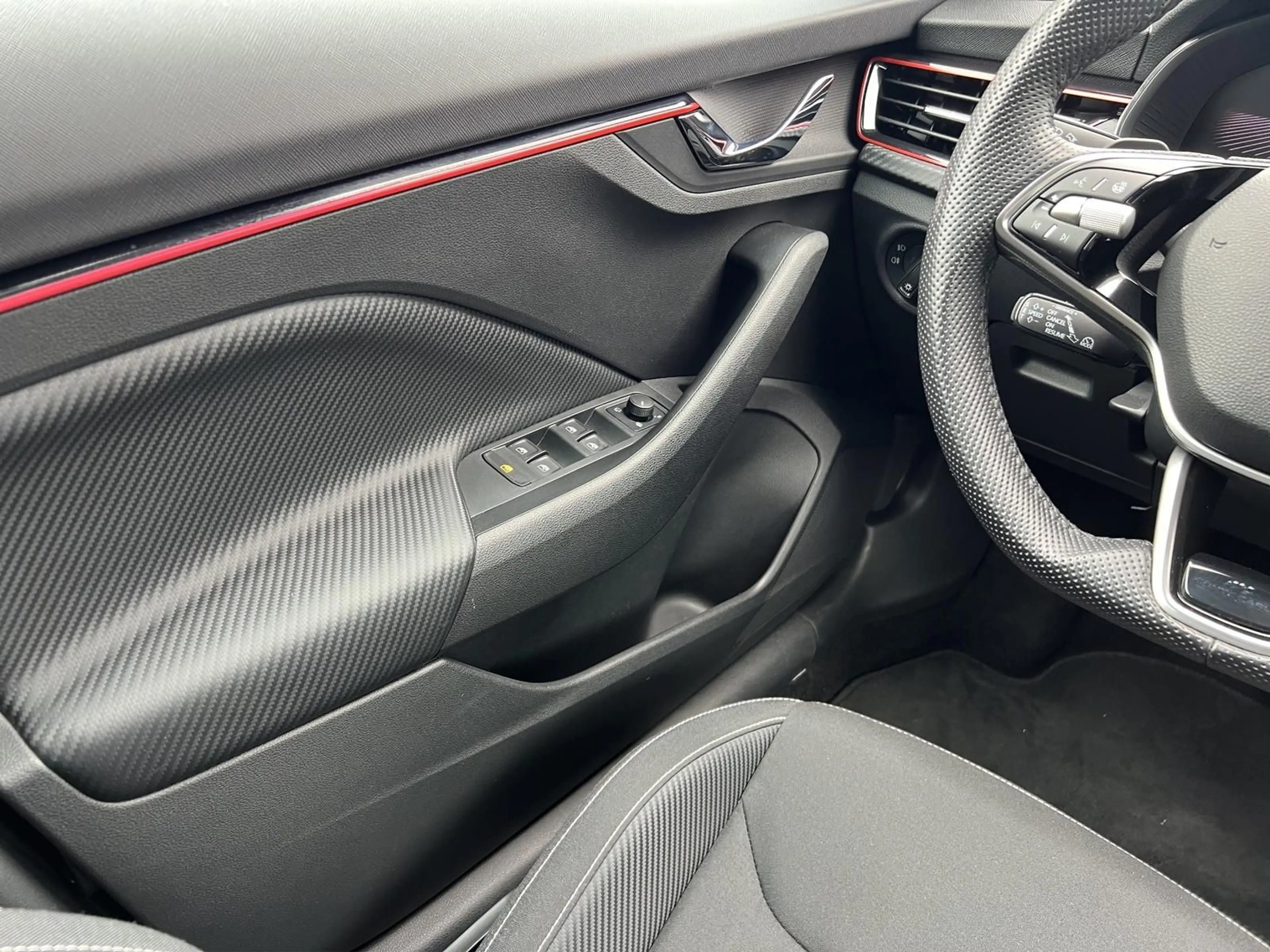 Skoda Scala 1.5 TSI DSG Monte Carlo Kamera LED-S.5JG. — photo 12