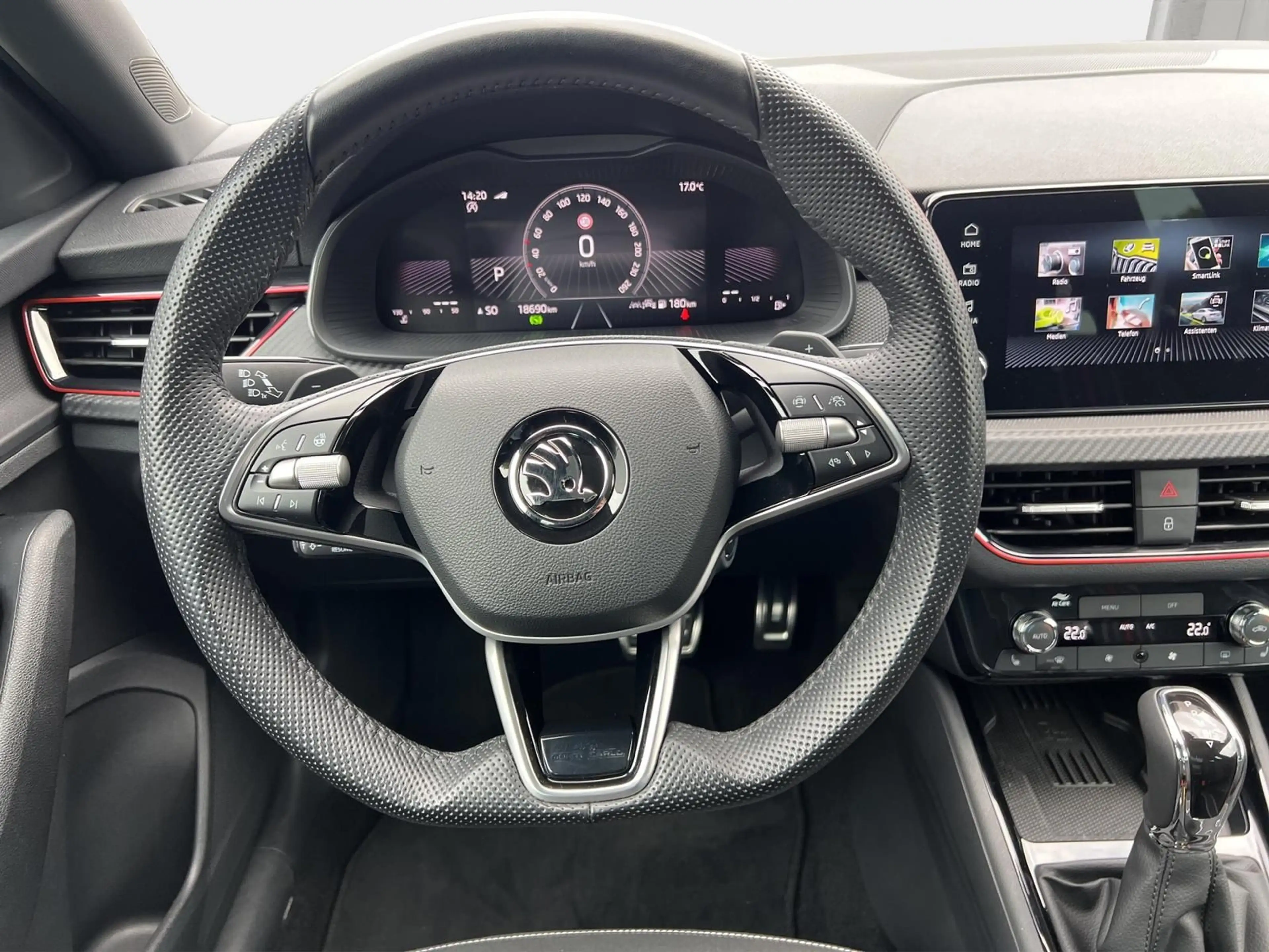 Skoda Scala 1.5 TSI DSG Monte Carlo Kamera LED-S.5JG. — photo 10