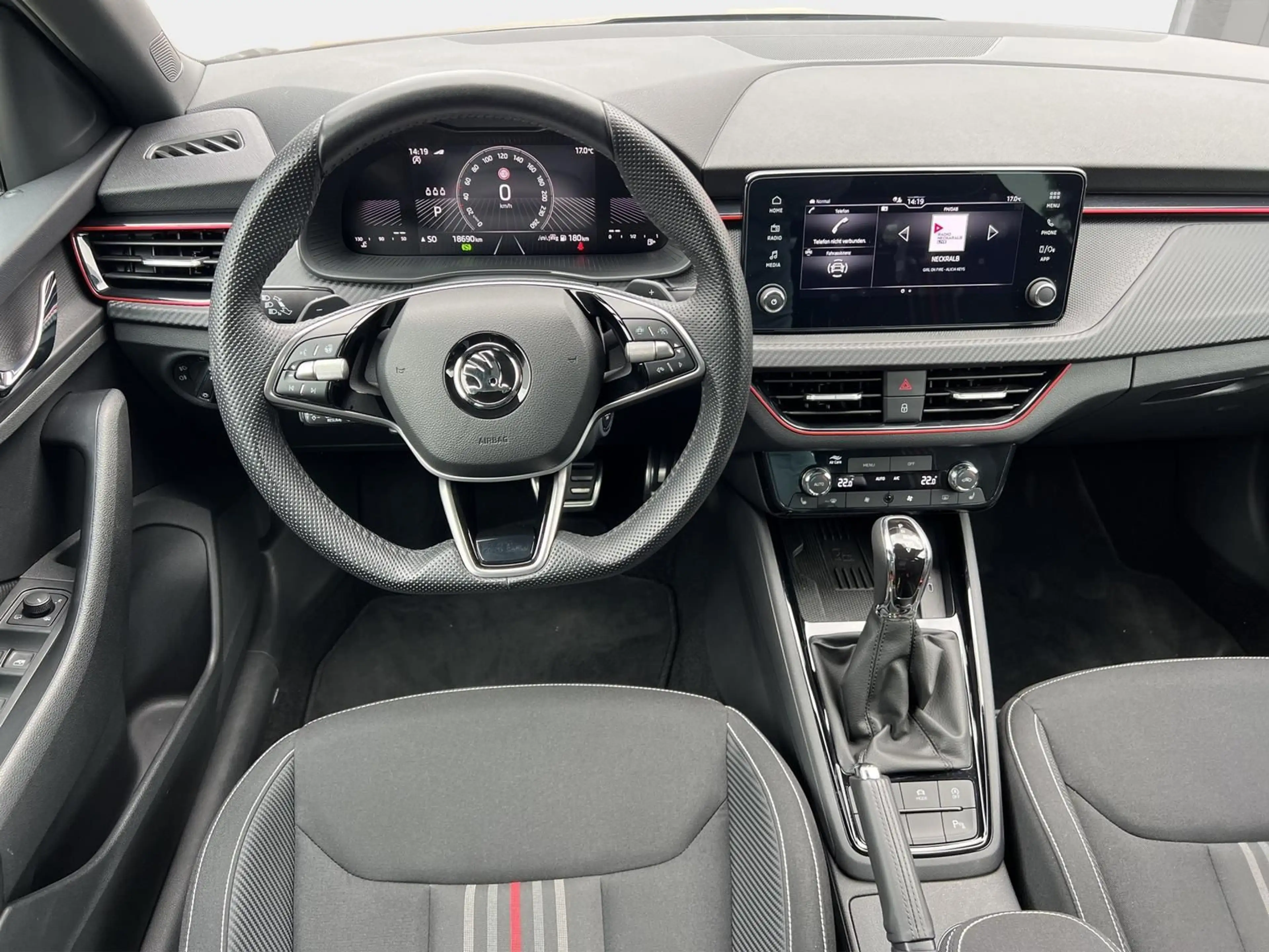 Skoda Scala 1.5 TSI DSG Monte Carlo Kamera LED-S.5JG. — photo 14