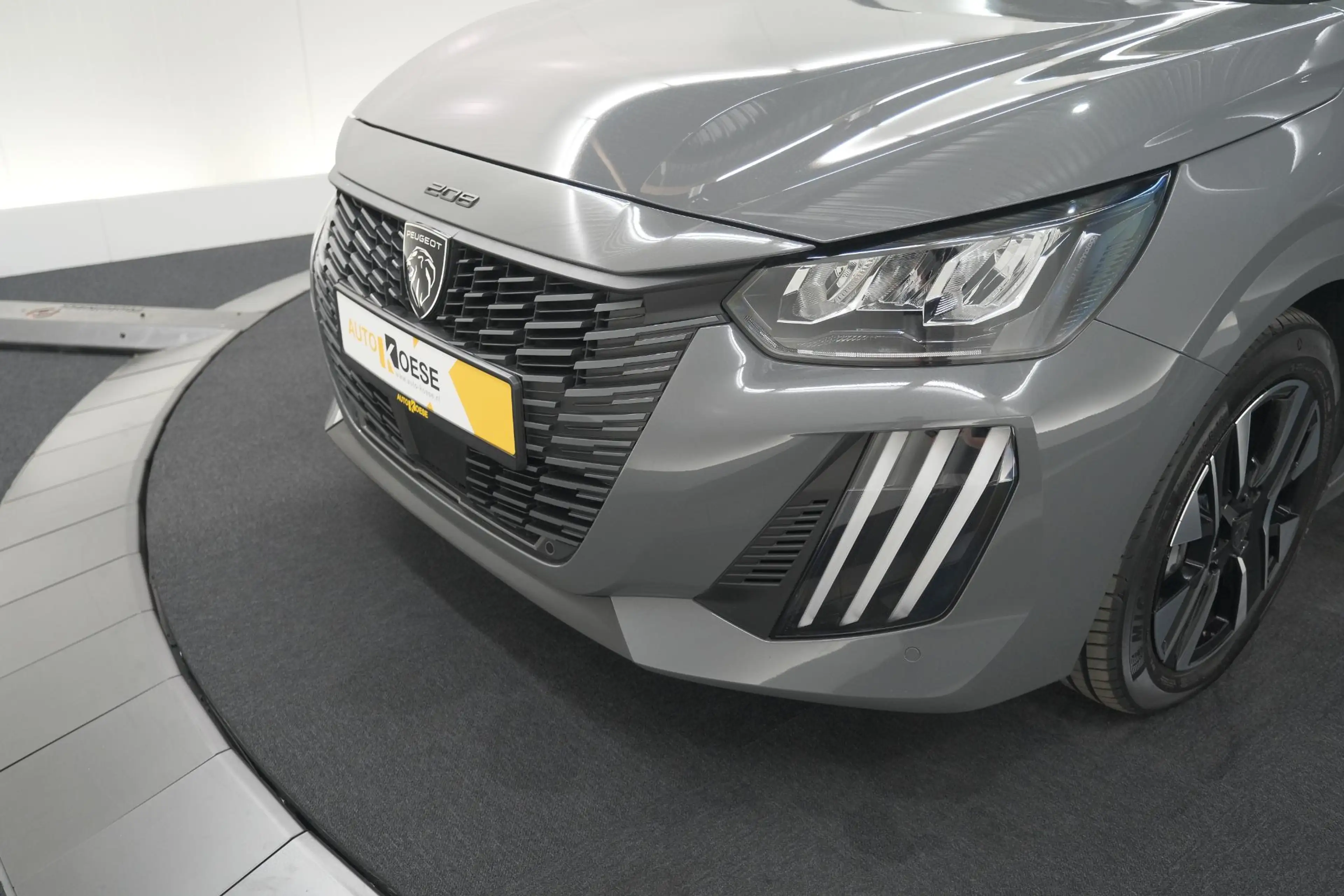 Peugeot 208 1.2 Hybrid 110 e-DCS6 Allure | Apple Carplay | Par — photo 15