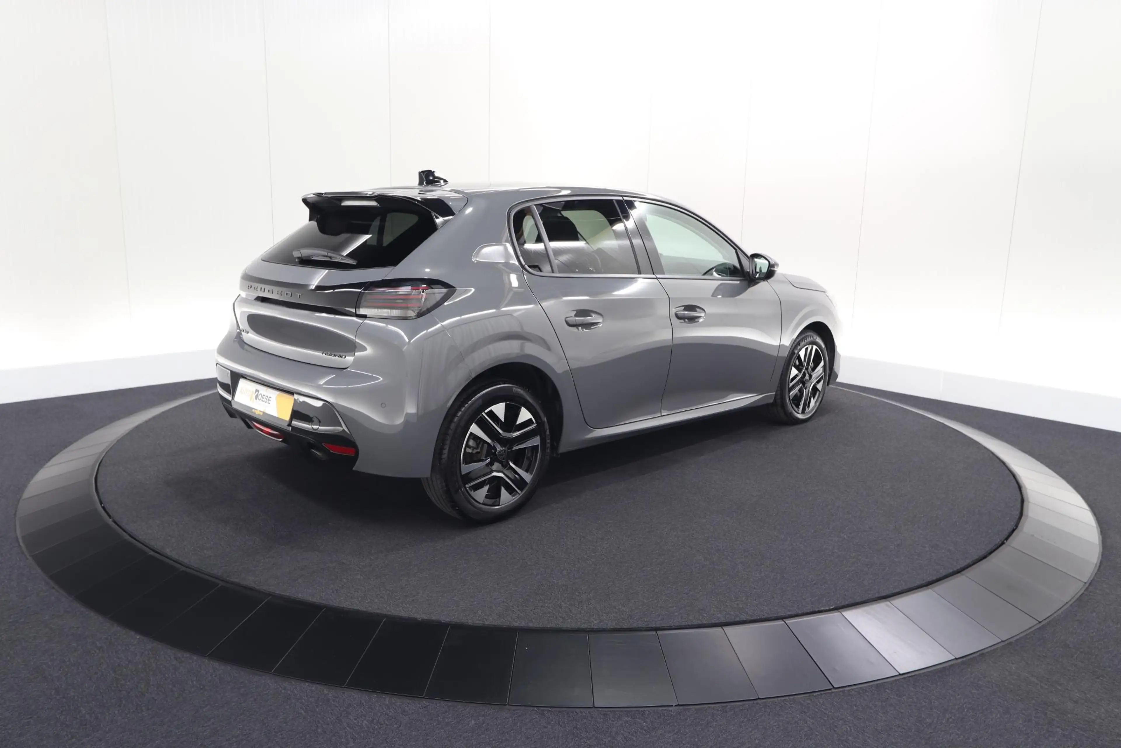 Peugeot 208 1.2 Hybrid 110 e-DCS6 Allure | Apple Carplay | Par — photo 5