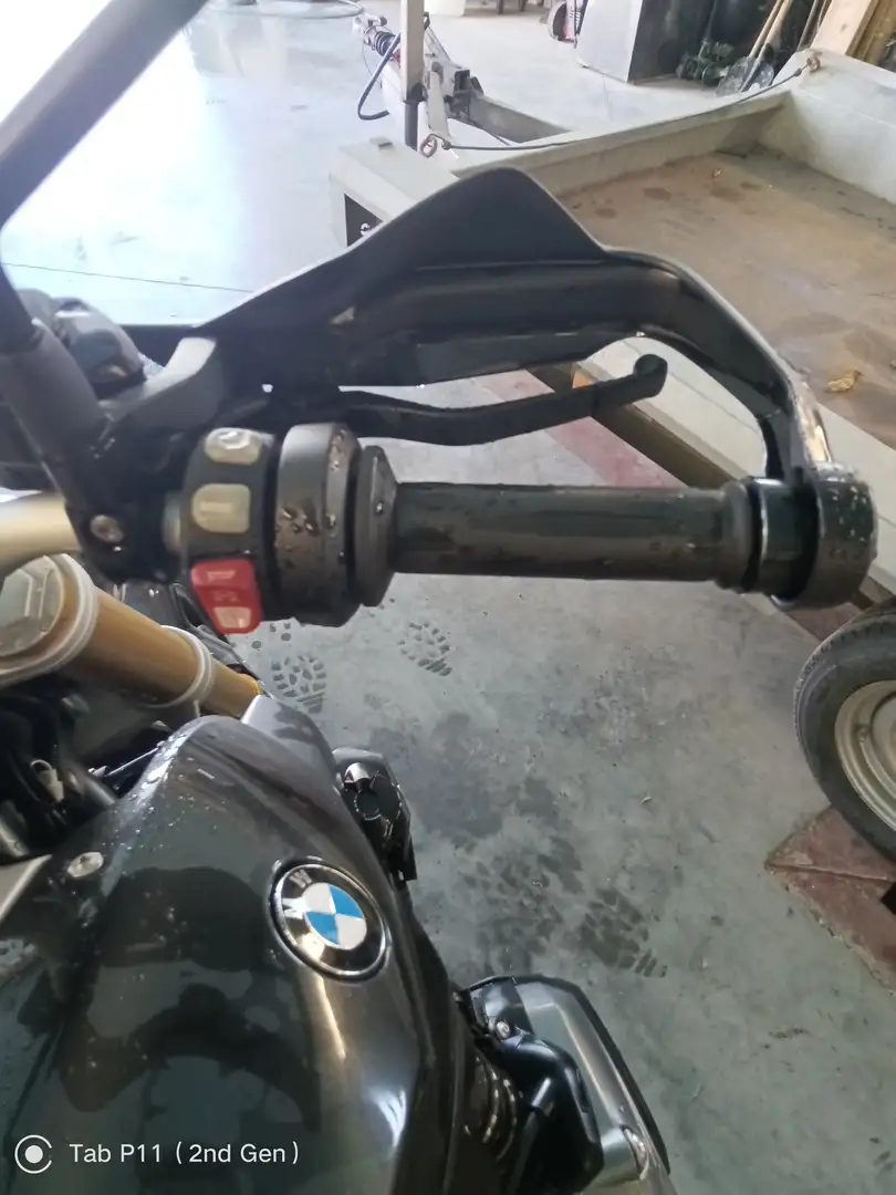 BMW R 1200 R Noir - 2