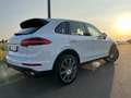 Porsche Cayenne S Tiptronic | Red Interior | 360 Camera | Carplay - thumbnail 4
