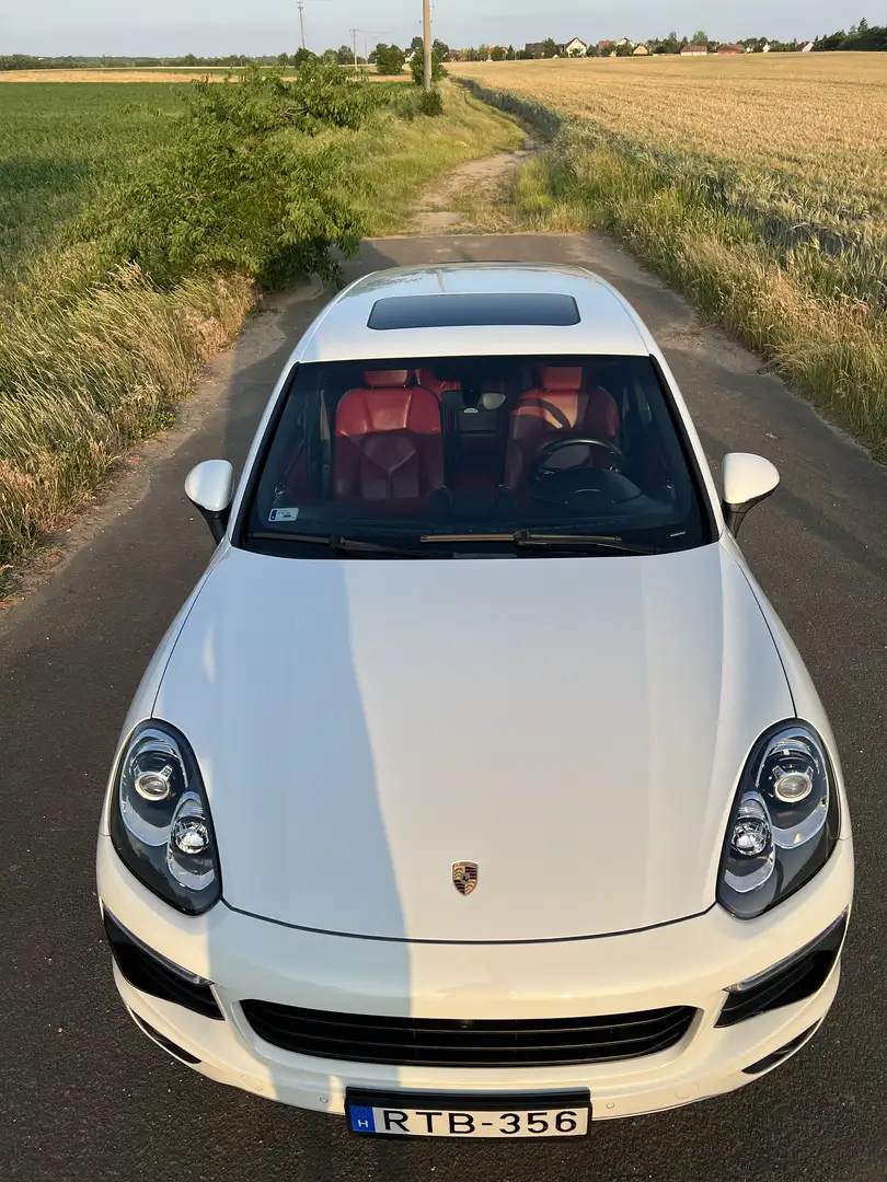 Porsche Cayenne S Tiptronic | Red Interior | 360 Camera | Carplay - 2