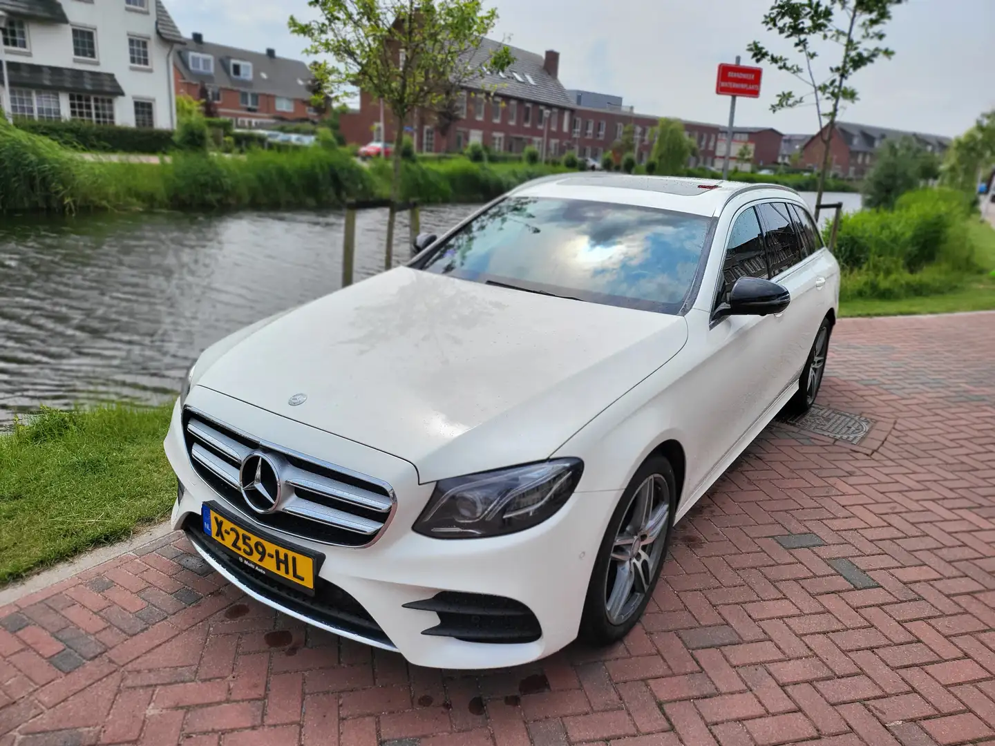Mercedes-Benz E 200 E 200 Business Sol. AMG Wit - 2