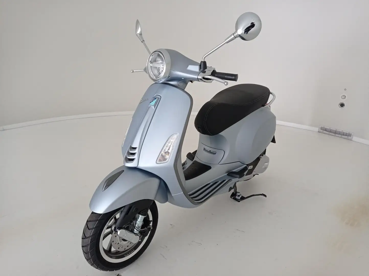 Vespa Primavera S 125 ccm MIA Cockpit Gris - 1
