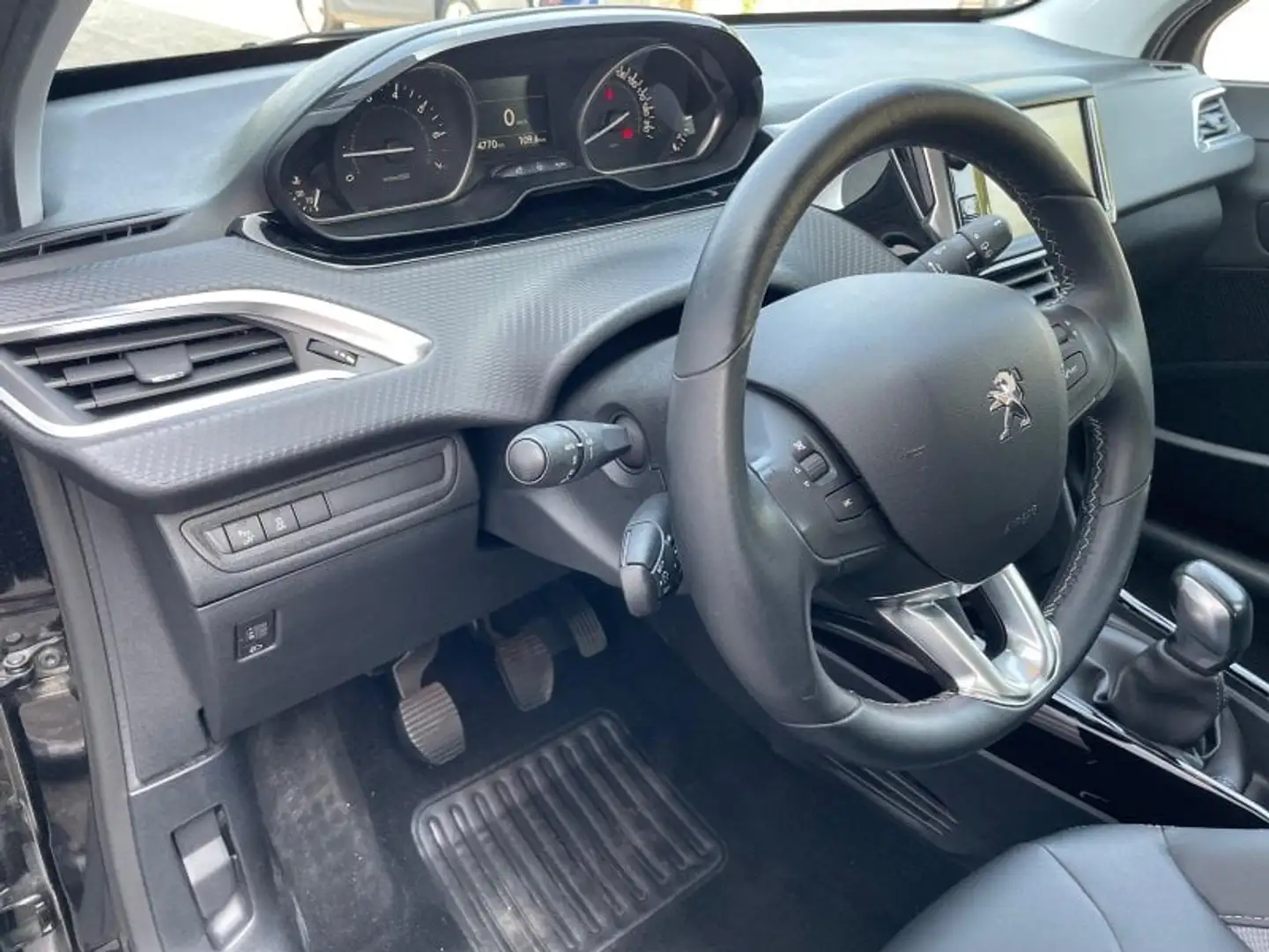 Peugeot 2008 1.2 PURETECH 82 CV ALLURE Noir - 2