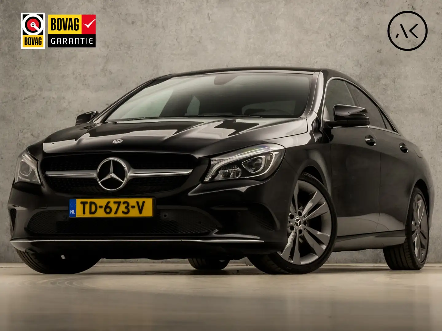 Mercedes-Benz CLA 180 Sport (GROOT NAVIGATIE, CAMERA, ZWART HEMEL, STOEL Zwart - 1