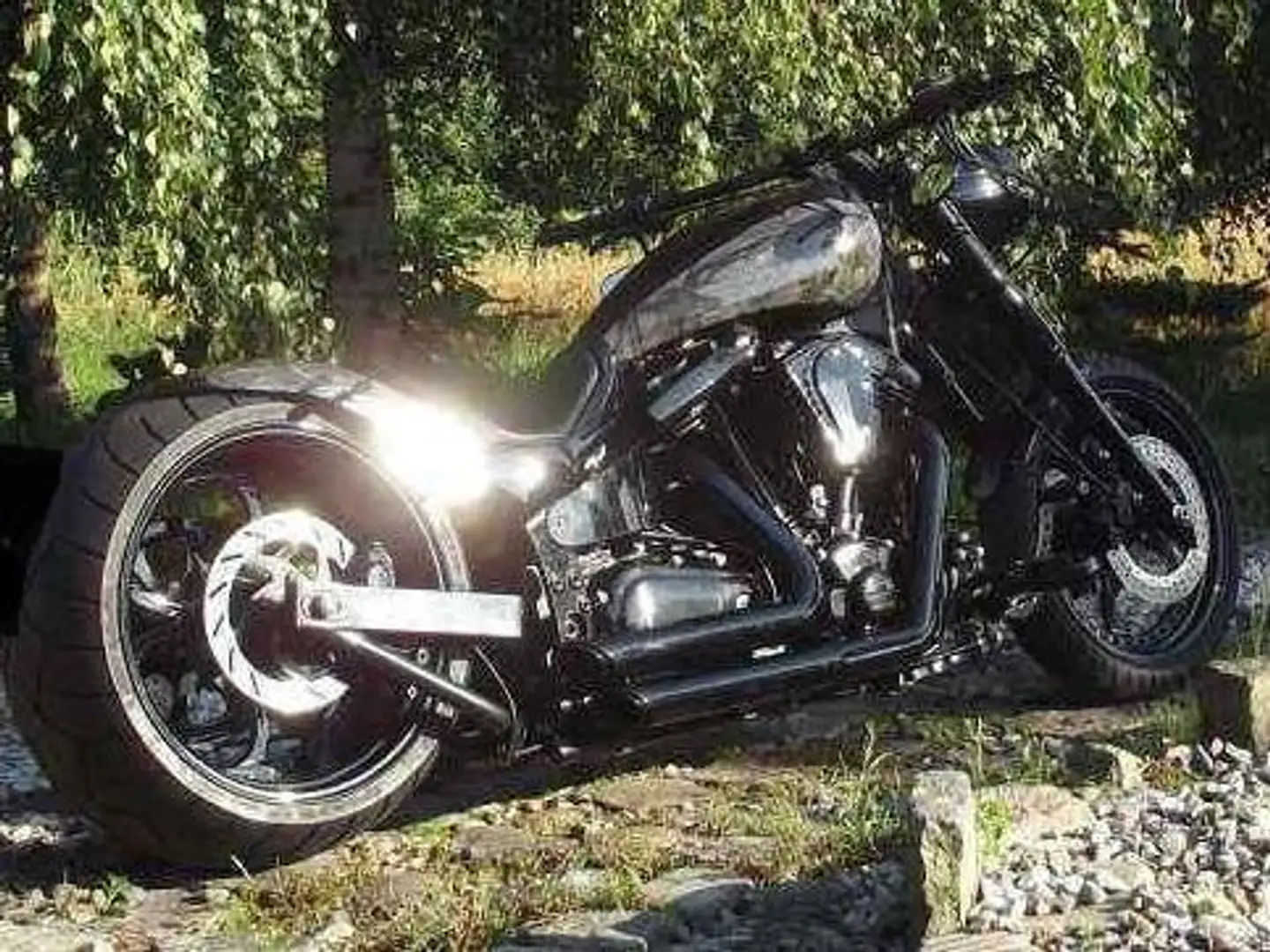 Yamaha XV 1600 Noir - 1