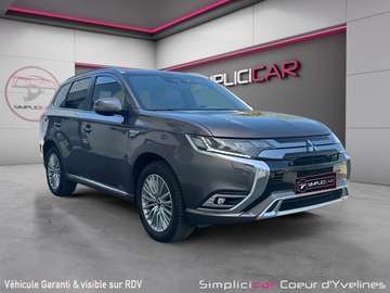 PHEV TWIN MOTOR INVITE 4WD