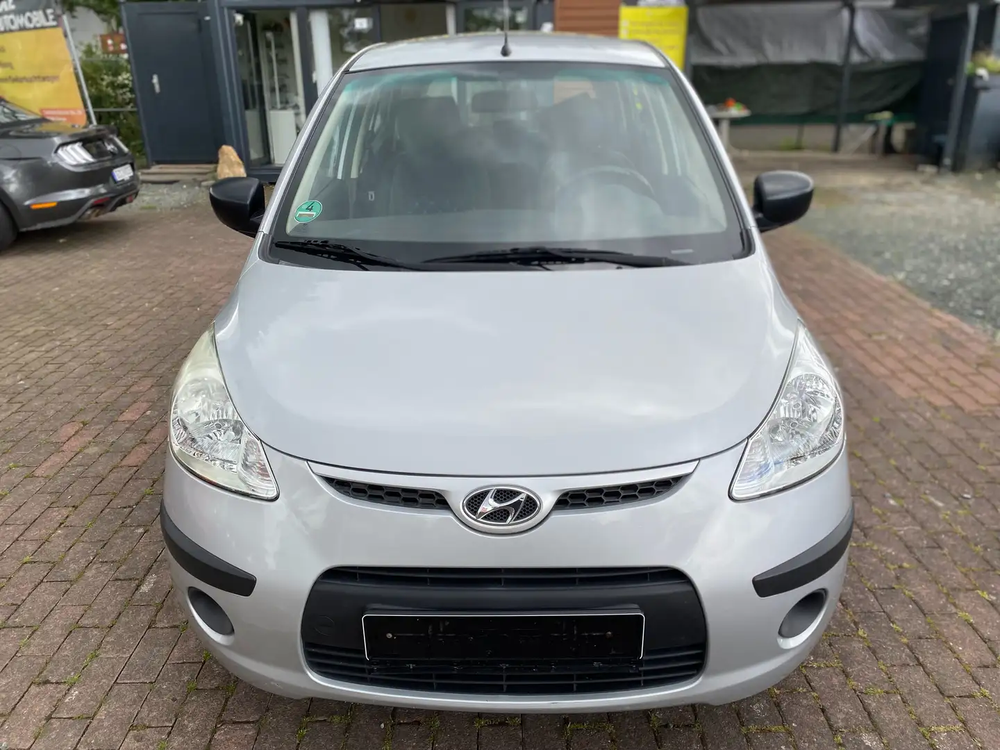 Hyundai i10 Edition+/1.Hand/Neu TÜV/Klima Grau - 2