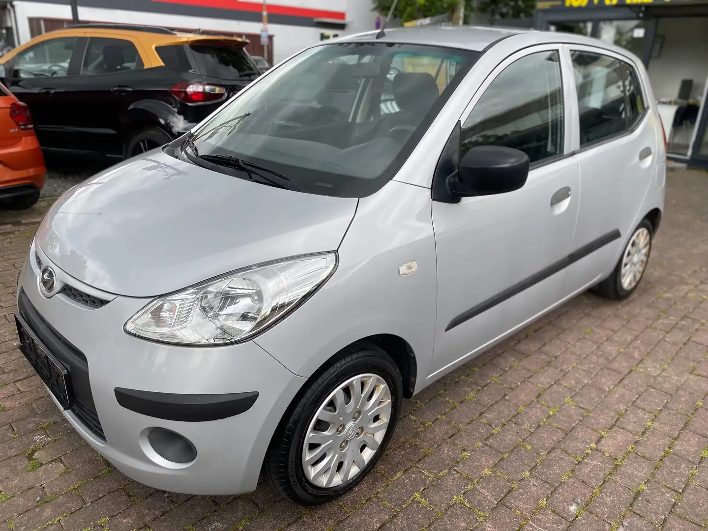 Hyundai i10 Edition+/1.Hand/Neu TÜV/Klima Grau - 1