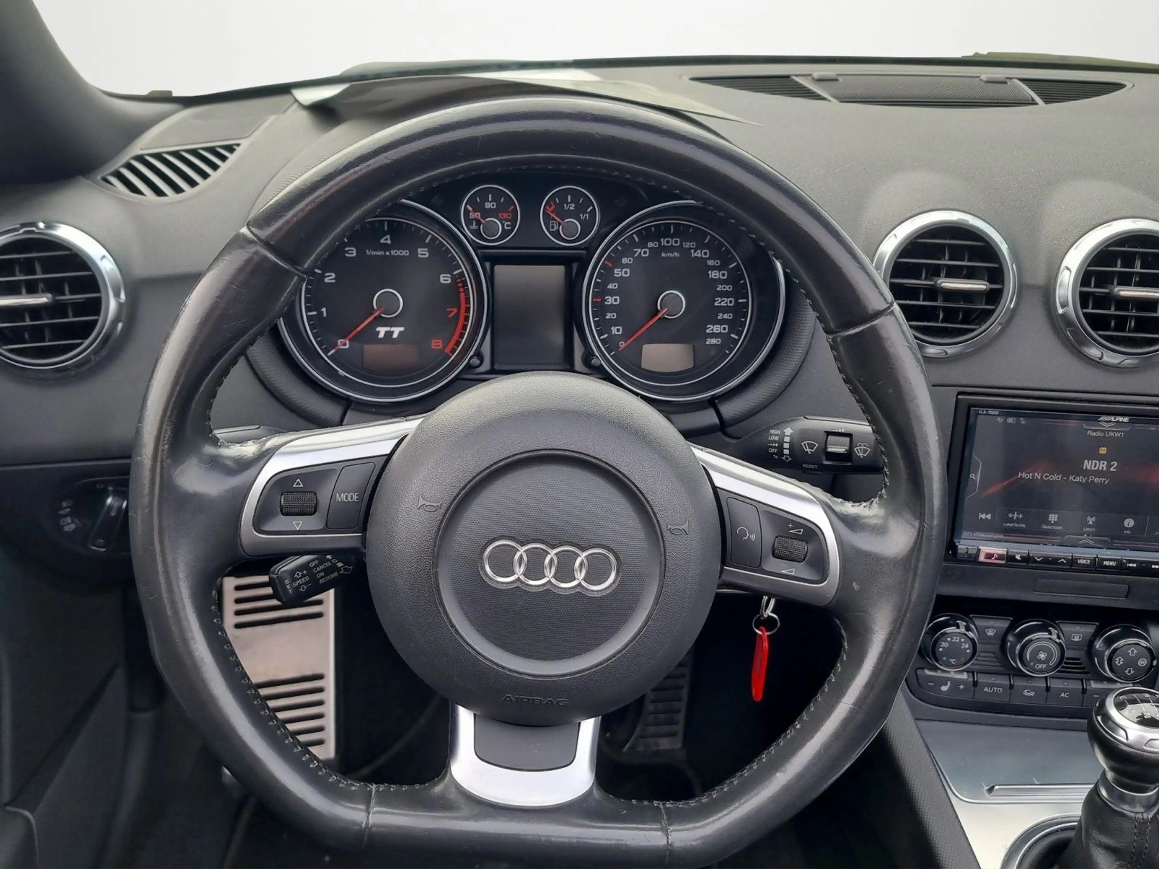 Audi TT 1.8 TFSI Roadster Leder, Xenon, CarPlay, SHZ — photo 10