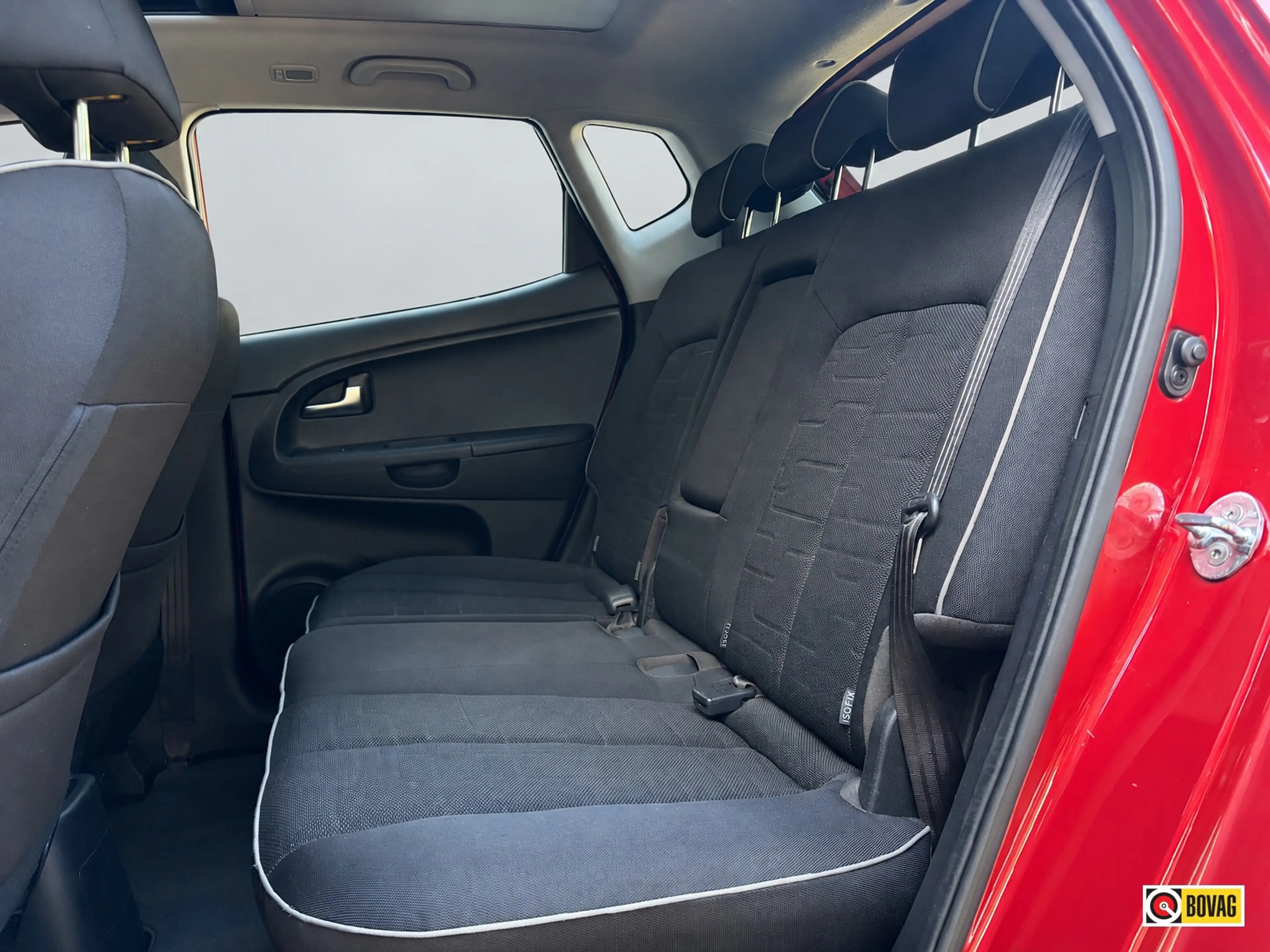 Kia Venga 1.4 CVVT ExecutiveLine PANORAMADAK STOELVERWARMING — photo 14