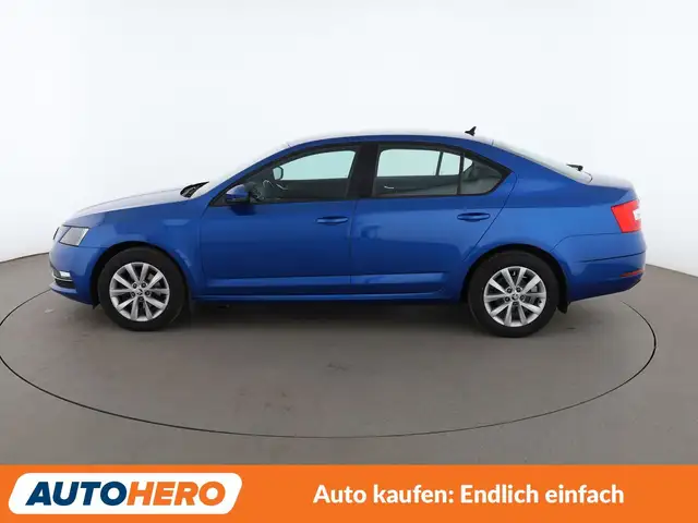 Skoda Octavia view 3