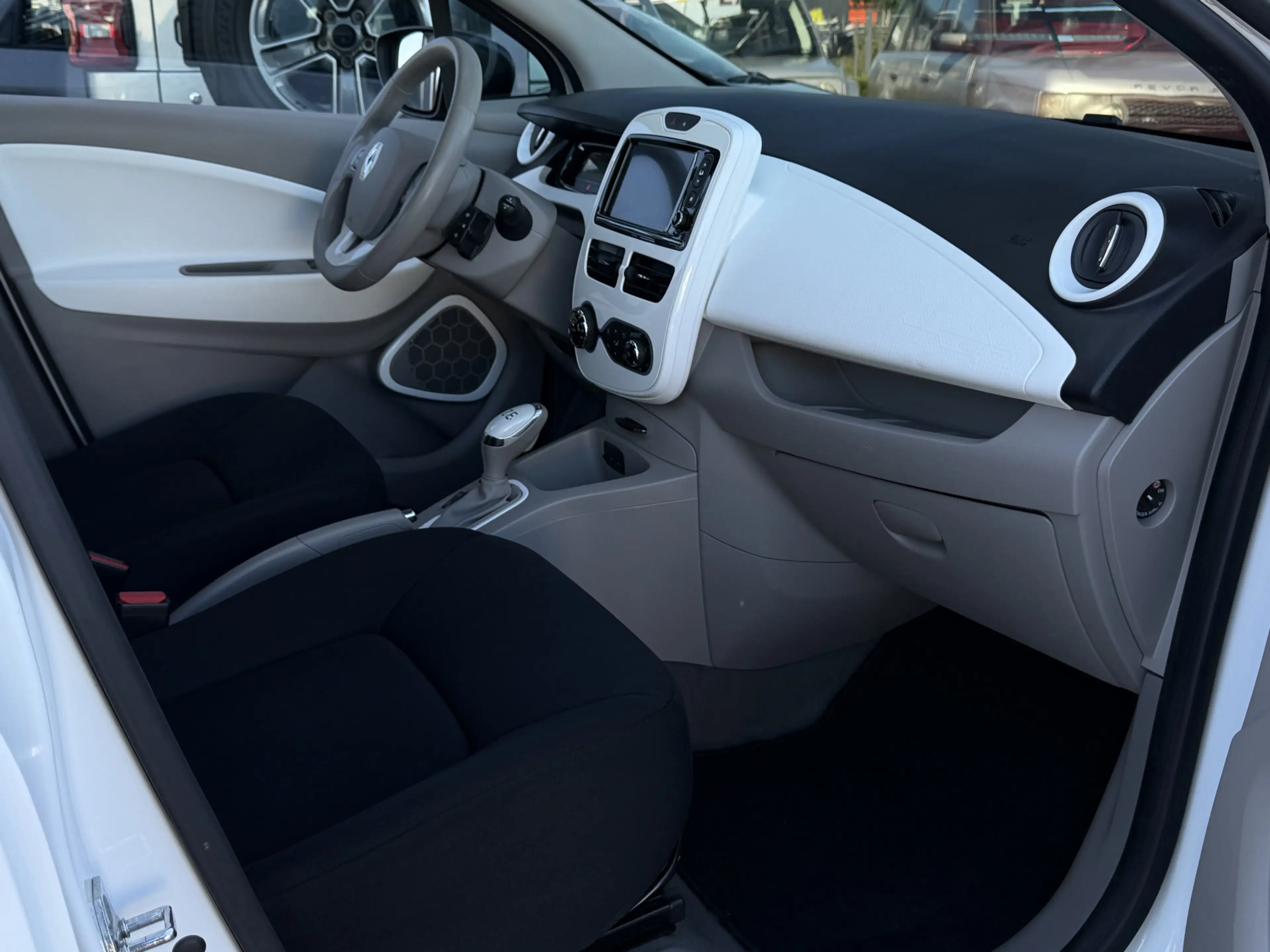 Renault ZOE R90 Life 41 kWh (ex Accu) I Aut. I Clima I Navi — photo 7