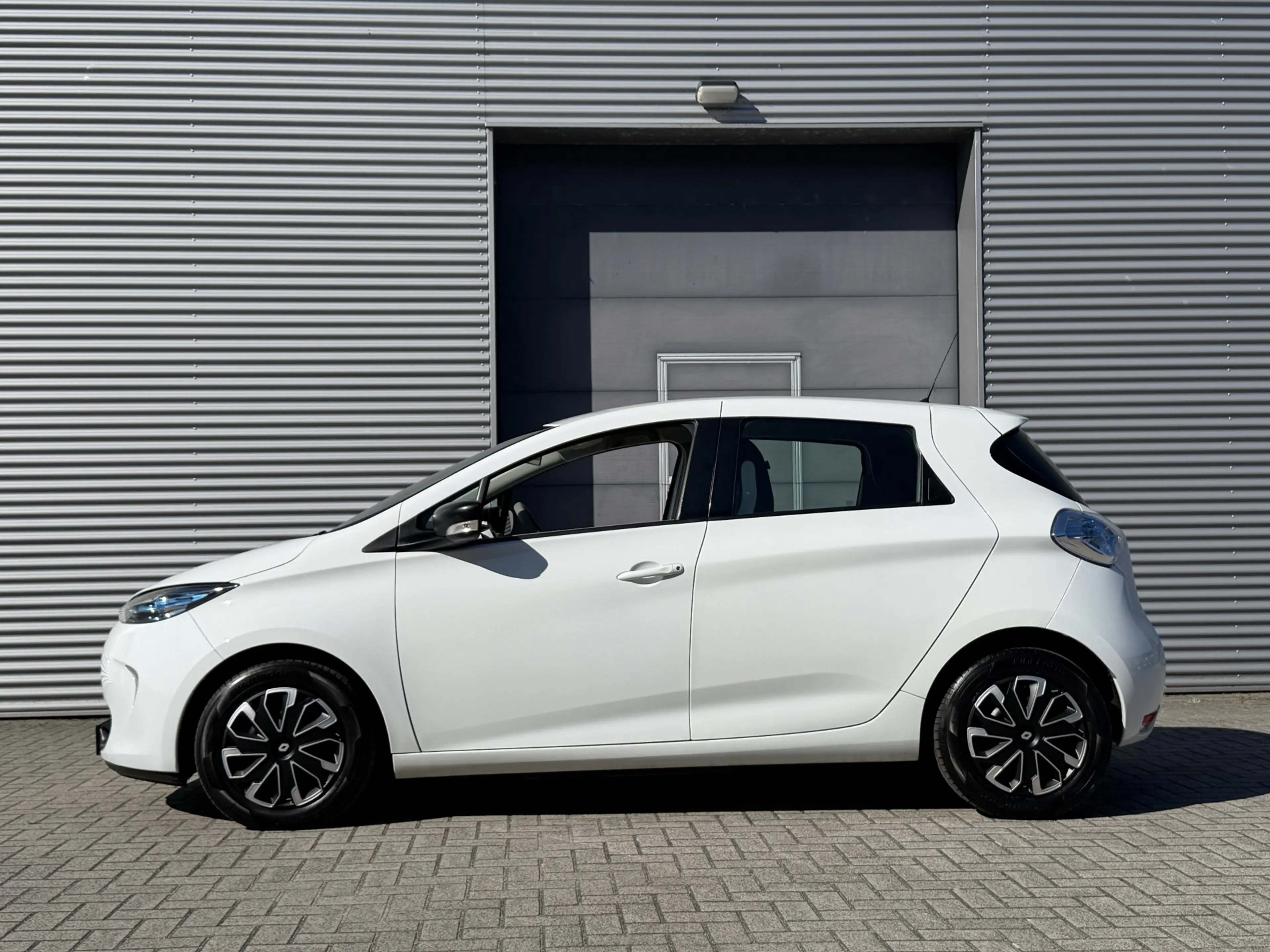 Renault ZOE R90 Life 41 kWh (ex Accu) I Aut. I Clima I Navi — photo 3