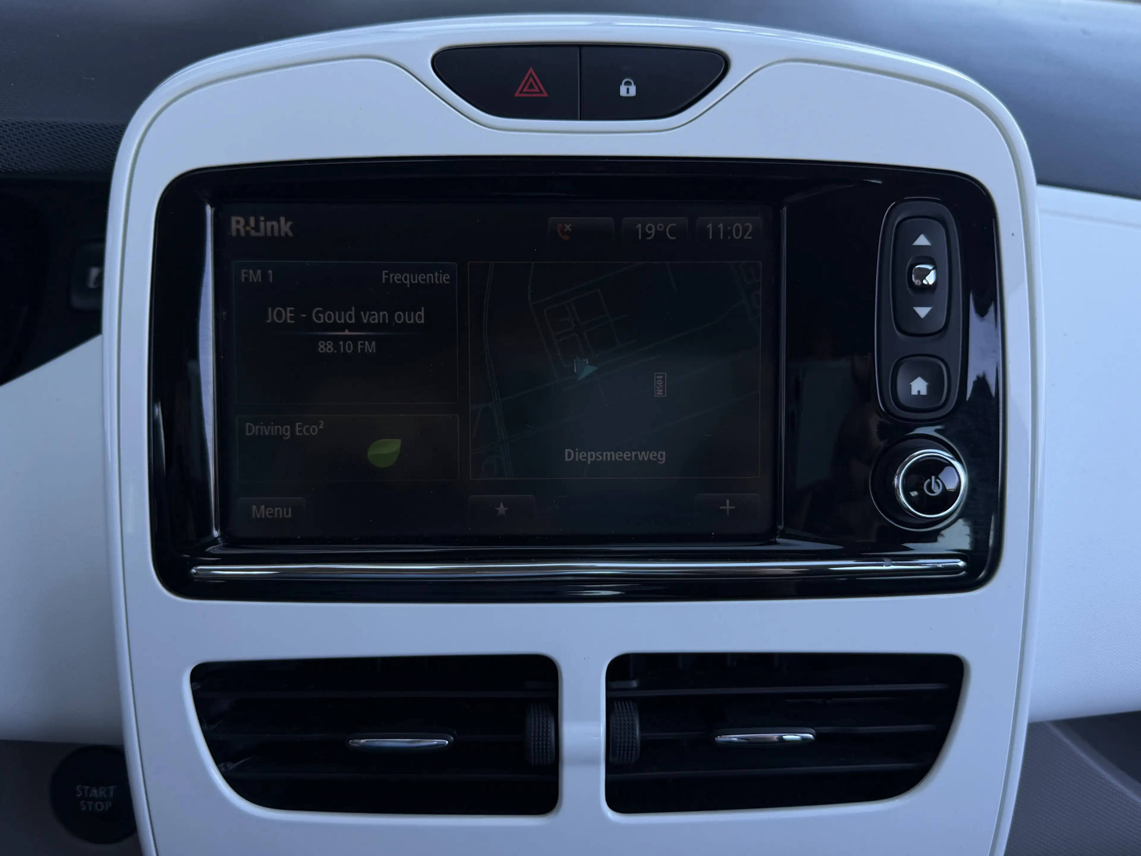 Renault ZOE R90 Life 41 kWh (ex Accu) I Aut. I Clima I Navi — photo 11