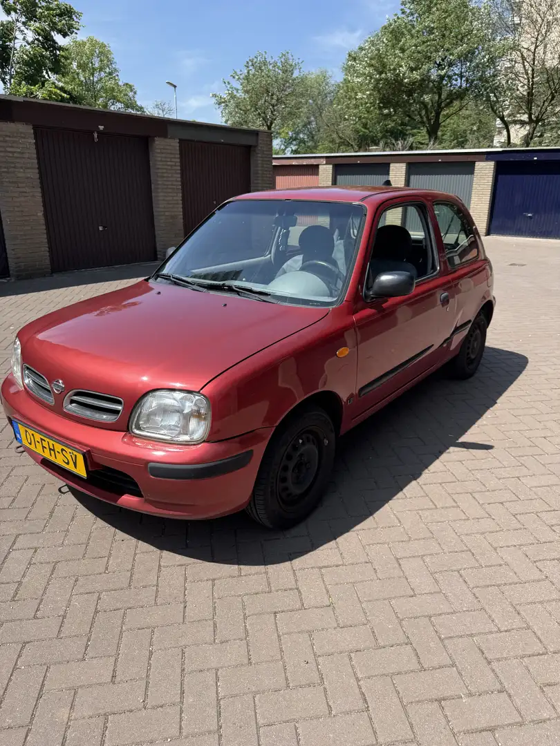 Nissan Micra 1.3 3D 2000 Rood - 1