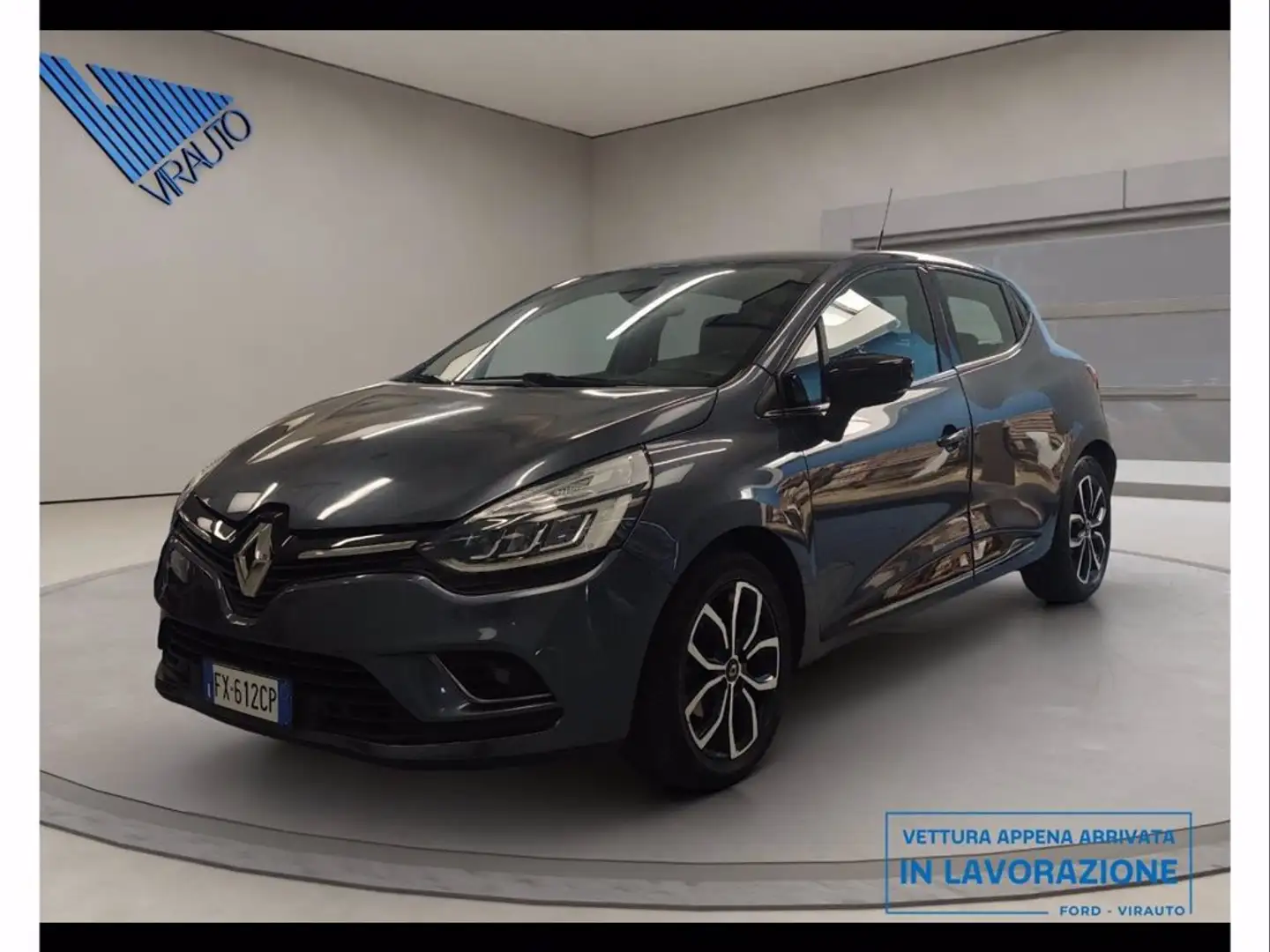 Renault Clio 0.9 tce Moschino Intens Gris - 1