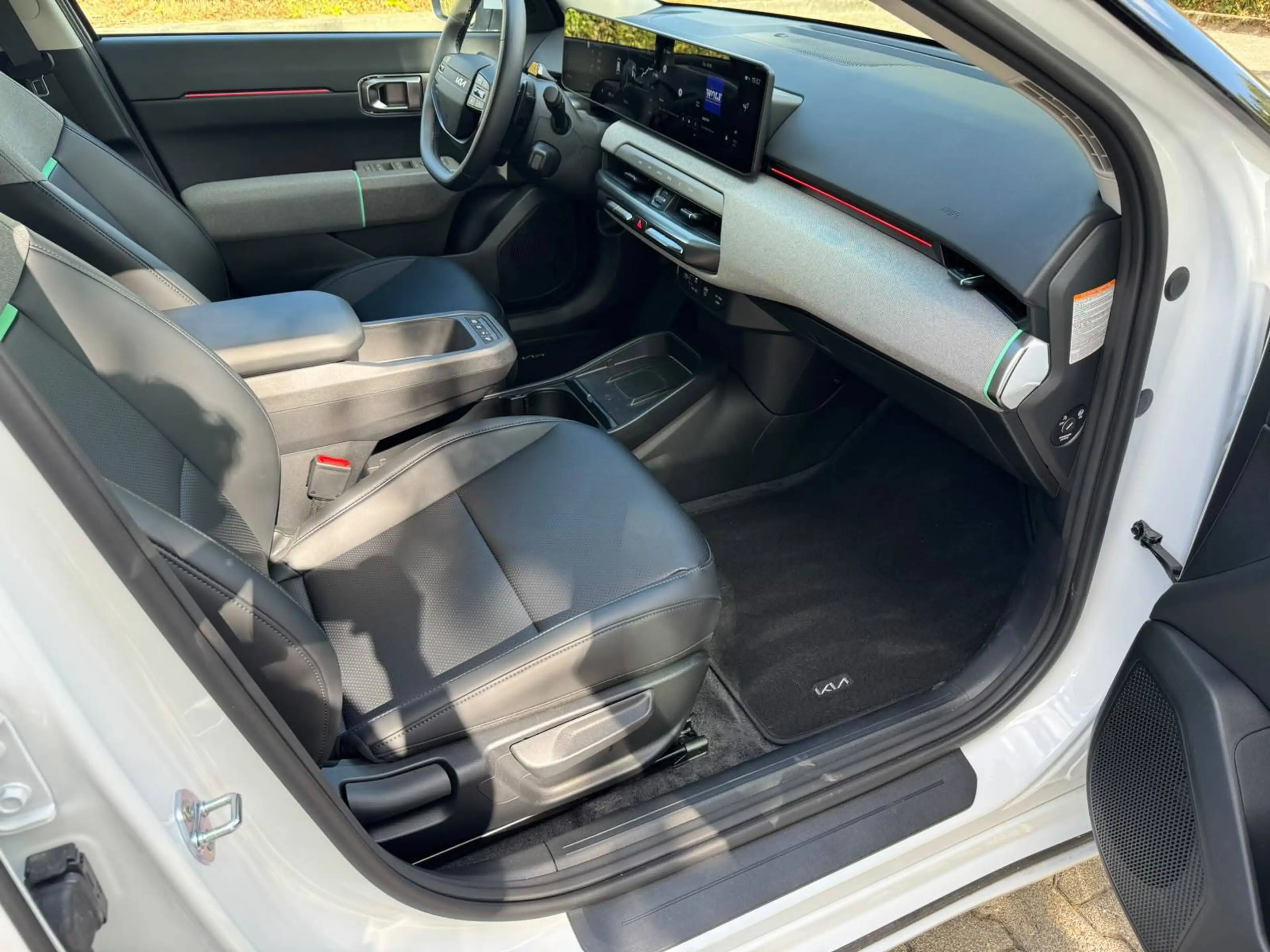 Kia EV4 Hatchback 81,4 kWh FWD Earth |UPG|TECH|WIN| — photo 15