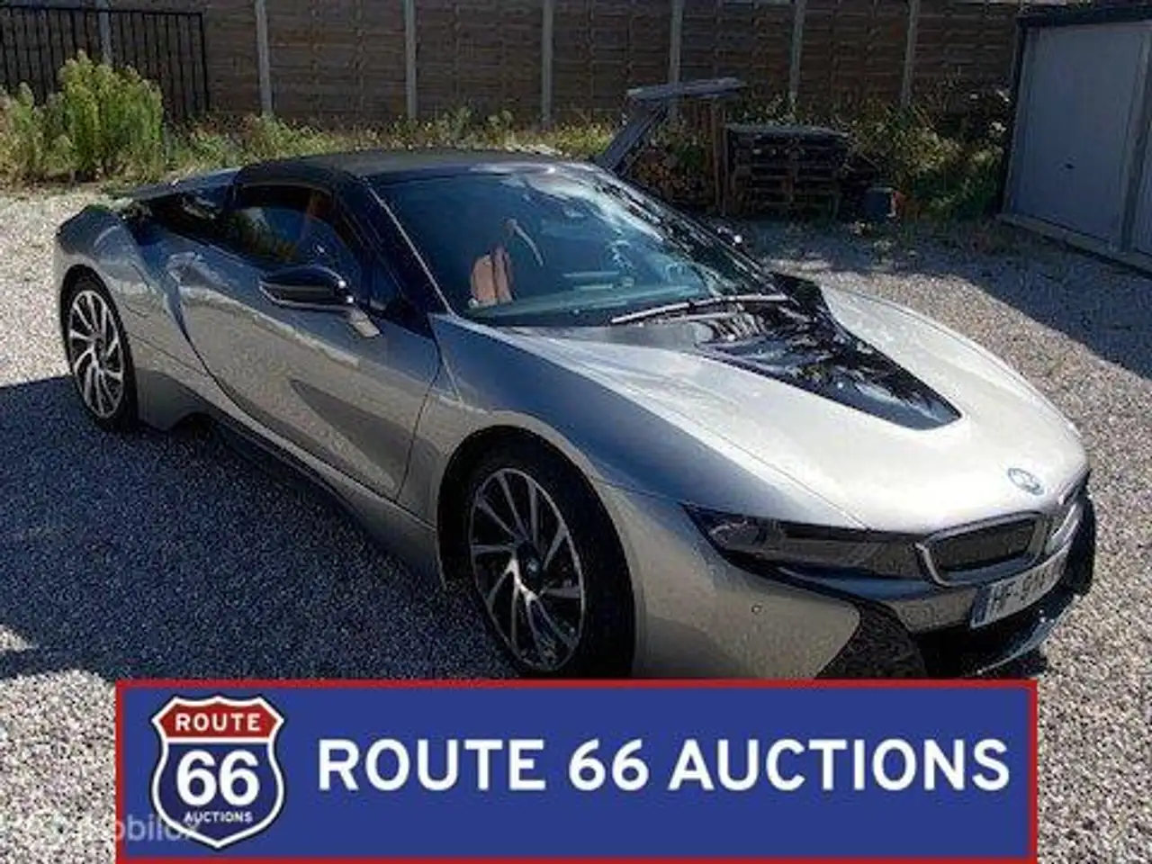BMW i8
