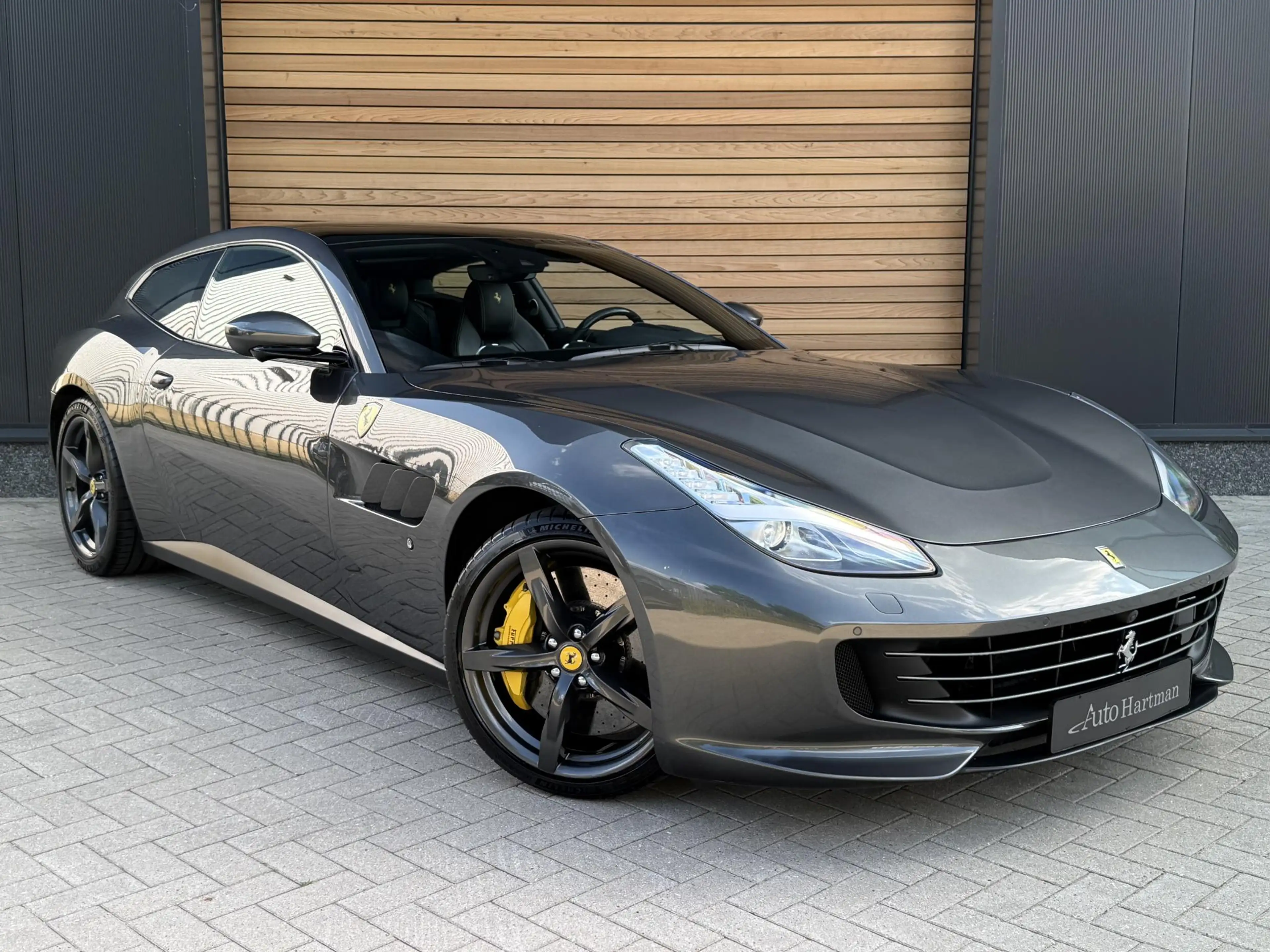 Ferrari GTC4 Lusso GTC4Lusso T 3.9 V8 LIFT|PANO|P.DISPLAY|CARBON — photo 11