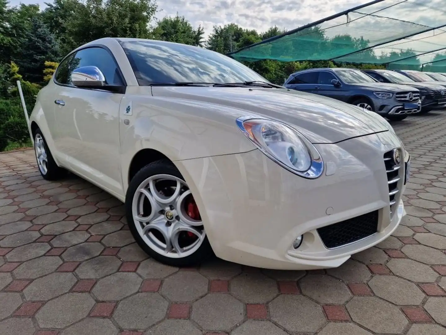 Alfa Romeo MiTo MiTo 1.4 tb Distinctive 120cv Beige - 1