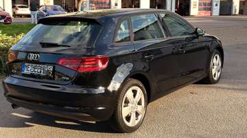 1.2 TFSI Sportback Attraction
