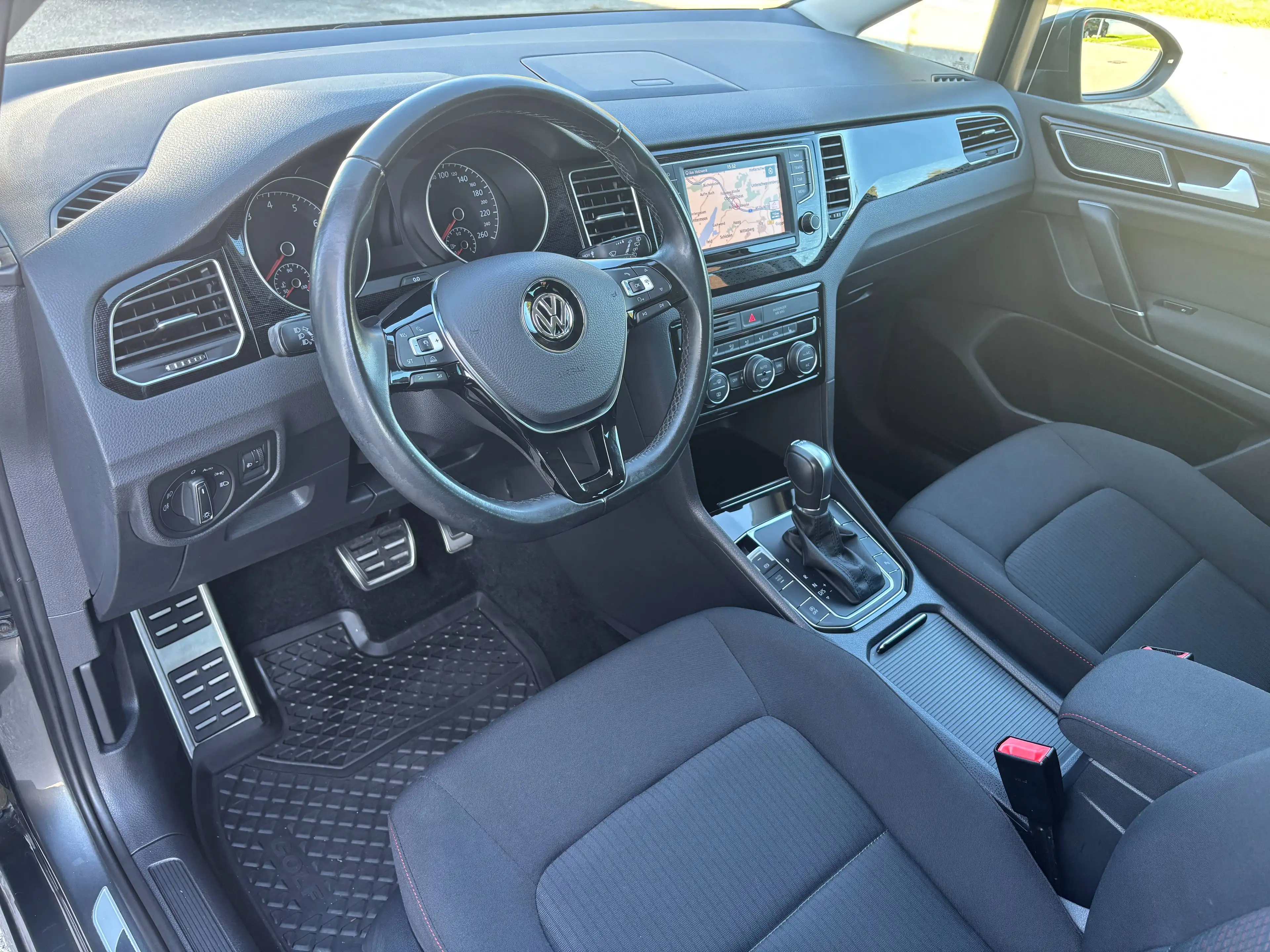 Volkswagen Golf Sportsvan Volkswagen Golf Sportsvan VII Sound DSG ACC Navi PDC — photo 21