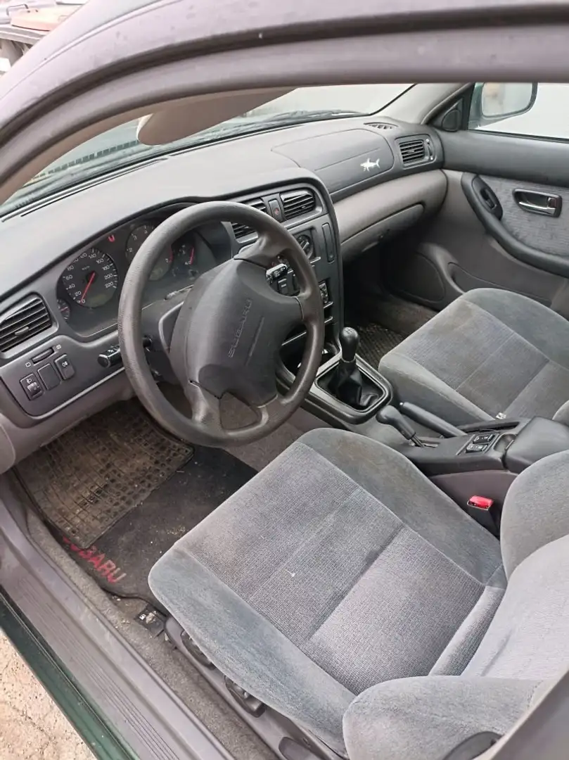 Subaru Legacy Legacy Station Wagon 2,0 GL AWD Grün - 2