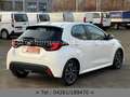 Toyota Yaris 1.5*HYBRID*CLUB*NAVI*KAMERA*1.HAND*TÜV NEU Wit - thumbnail 4