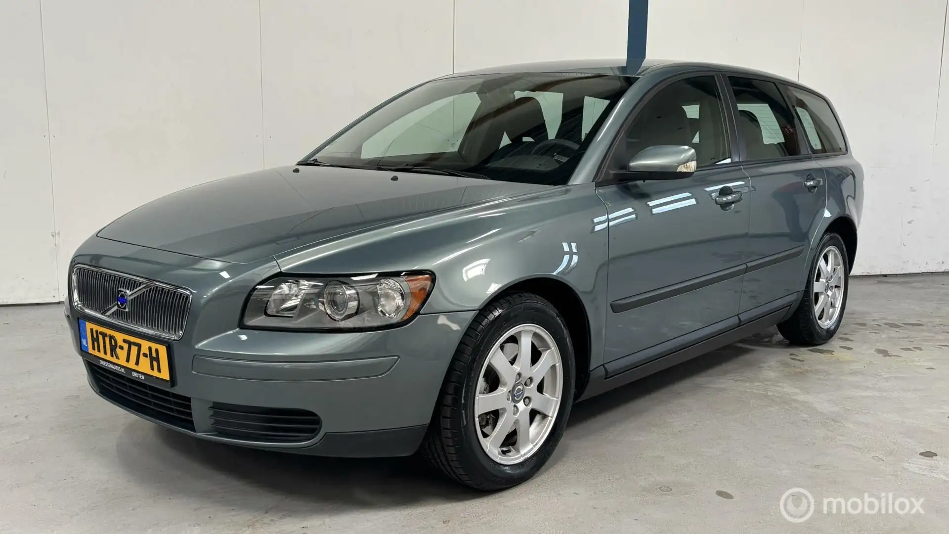 Volvo V50 2.4 1E EIGENAAR / AUTOMAAT / 44.000KM Blauw - 1