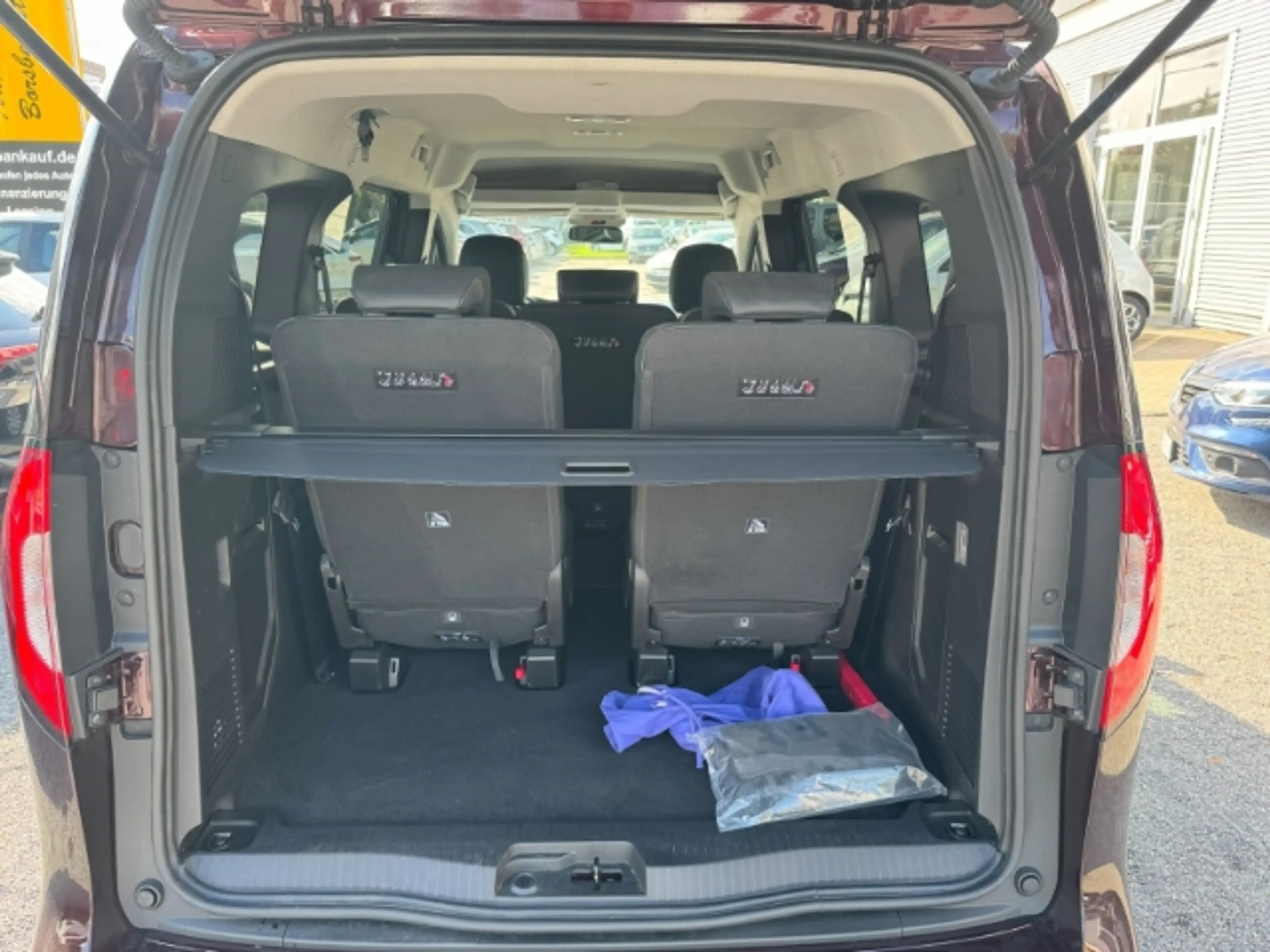 Mercedes-Benz T-Class lang EU6e 7-Sitzer — photo 7