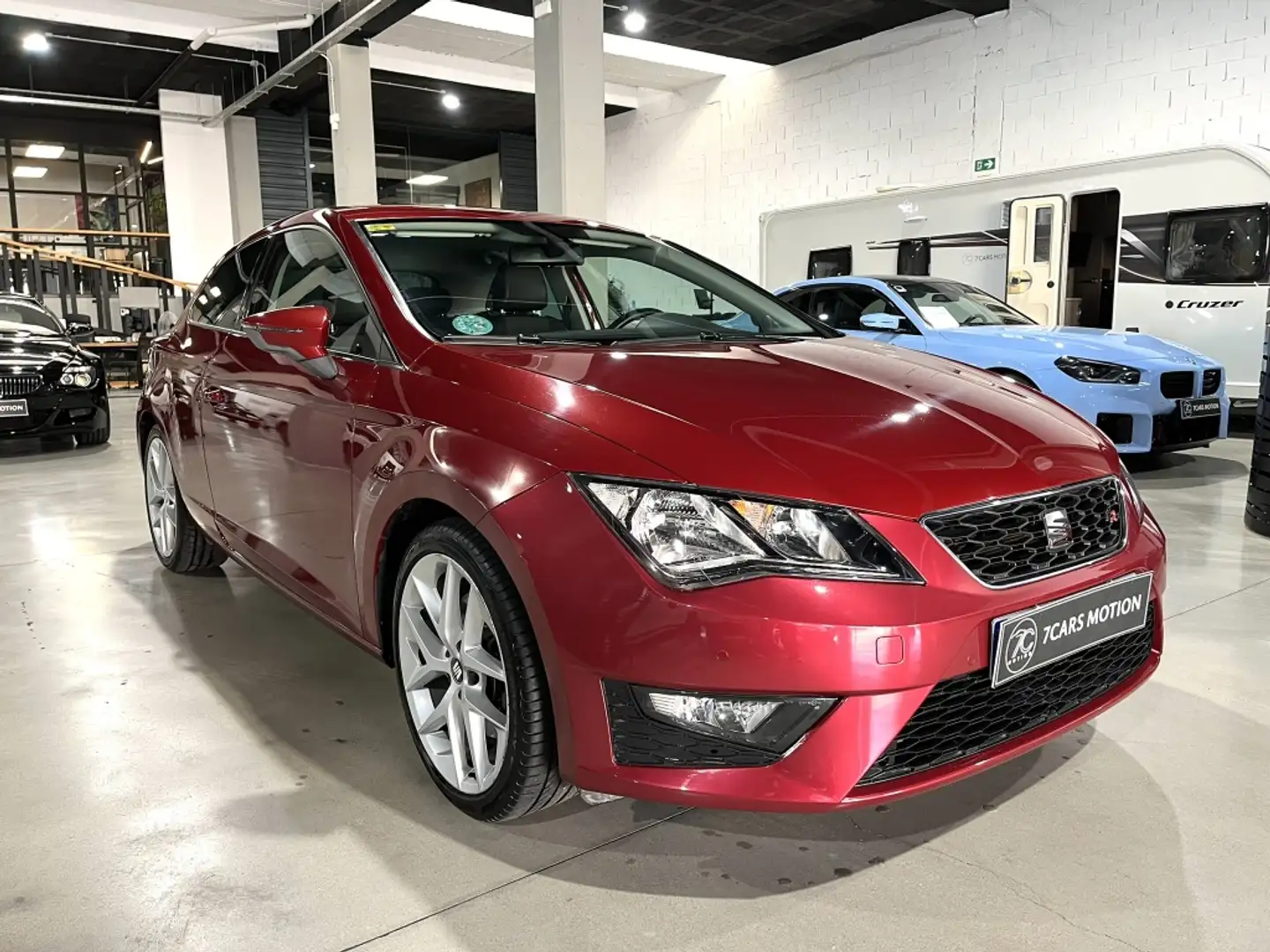 SEAT Leon SC 1.8 TSI S&S FR DSG7 180 Rojo - 1