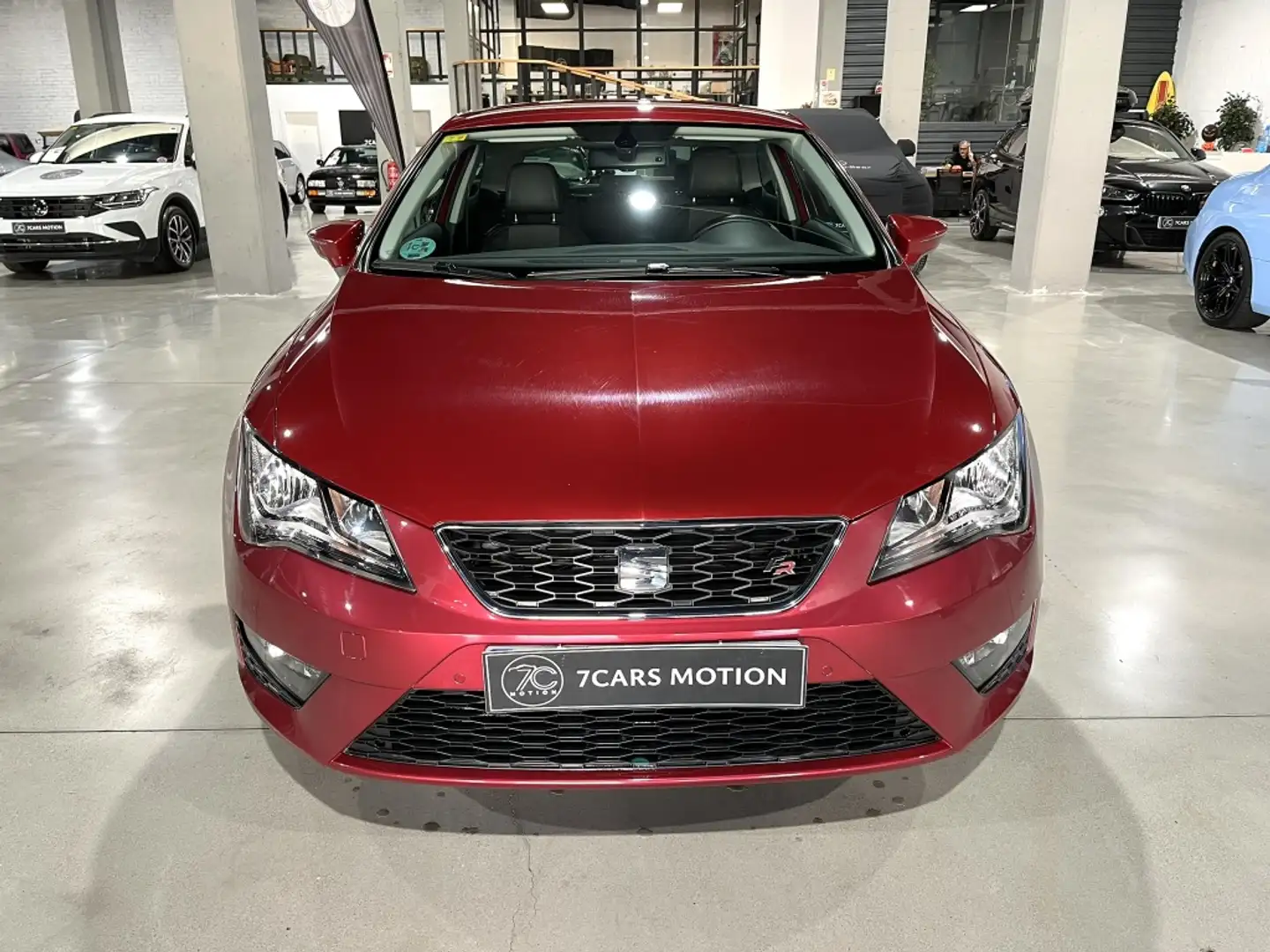 SEAT Leon SC 1.8 TSI S&S FR DSG7 180 Rojo - 2