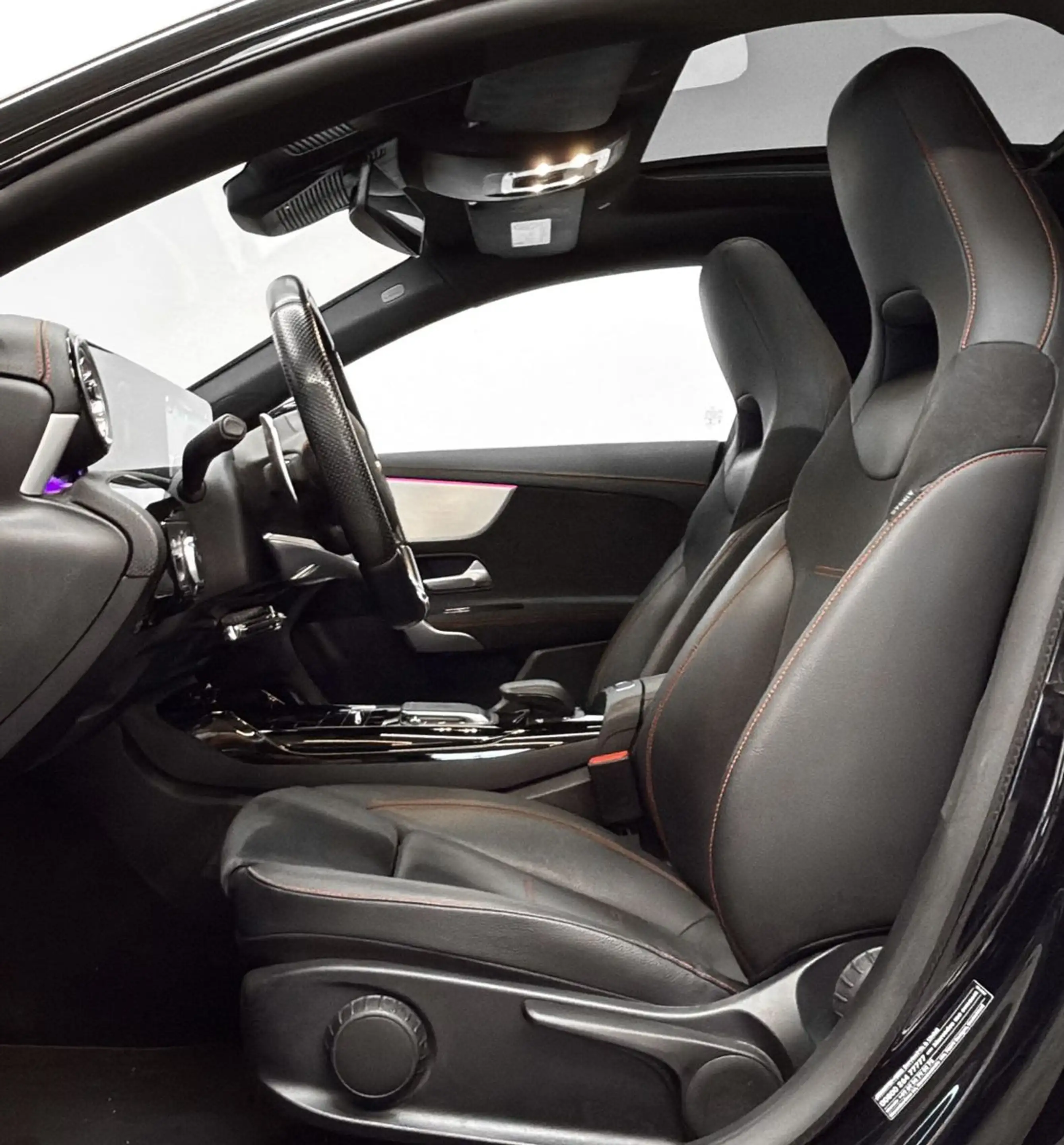 Mercedes-Benz CLA 35 AMG 4M *Aero*Pano*360°*Perf. Lenk*KeyGo* — photo 14
