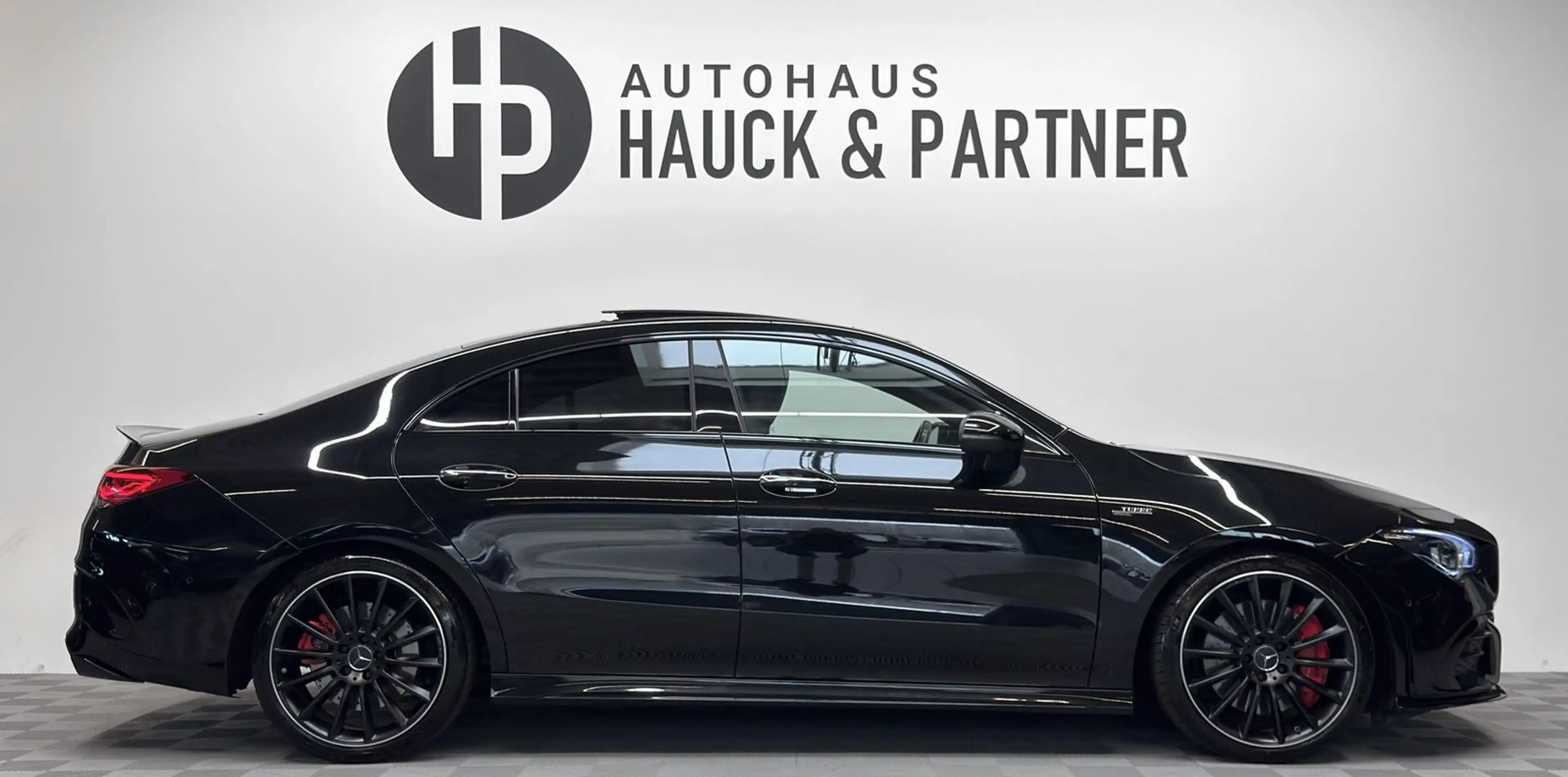 Mercedes-Benz CLA 35 AMG 4M *Aero*Pano*360°*Perf. Lenk*KeyGo* — photo 6