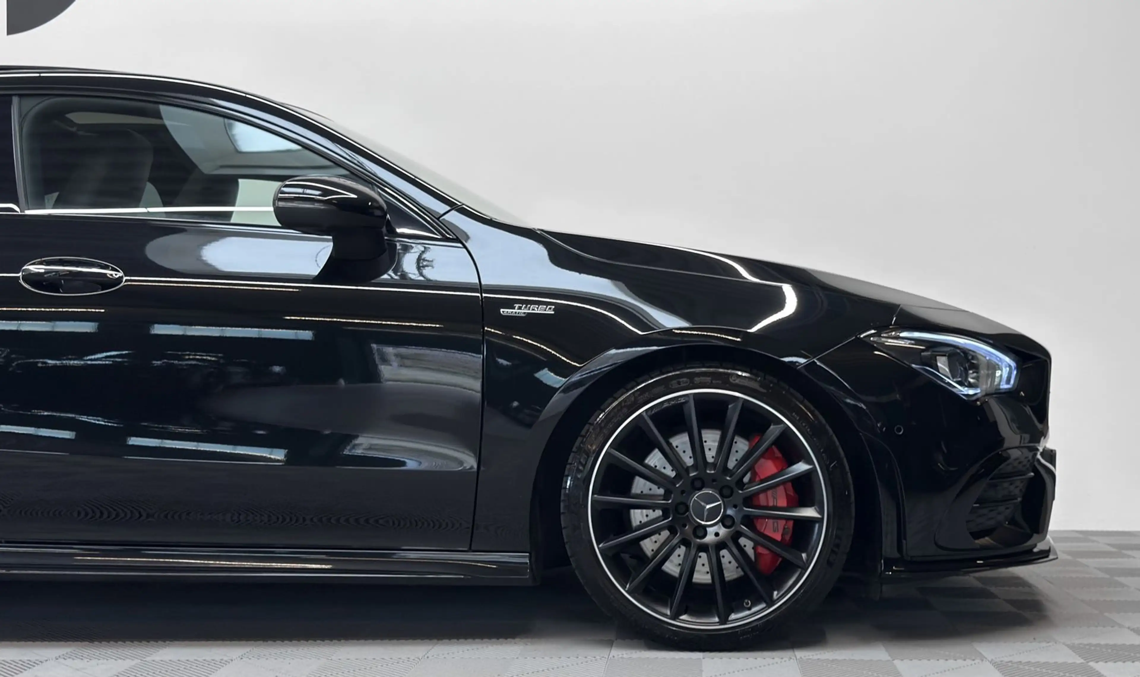 Mercedes-Benz CLA 35 AMG 4M *Aero*Pano*360°*Perf. Lenk*KeyGo* — photo 7