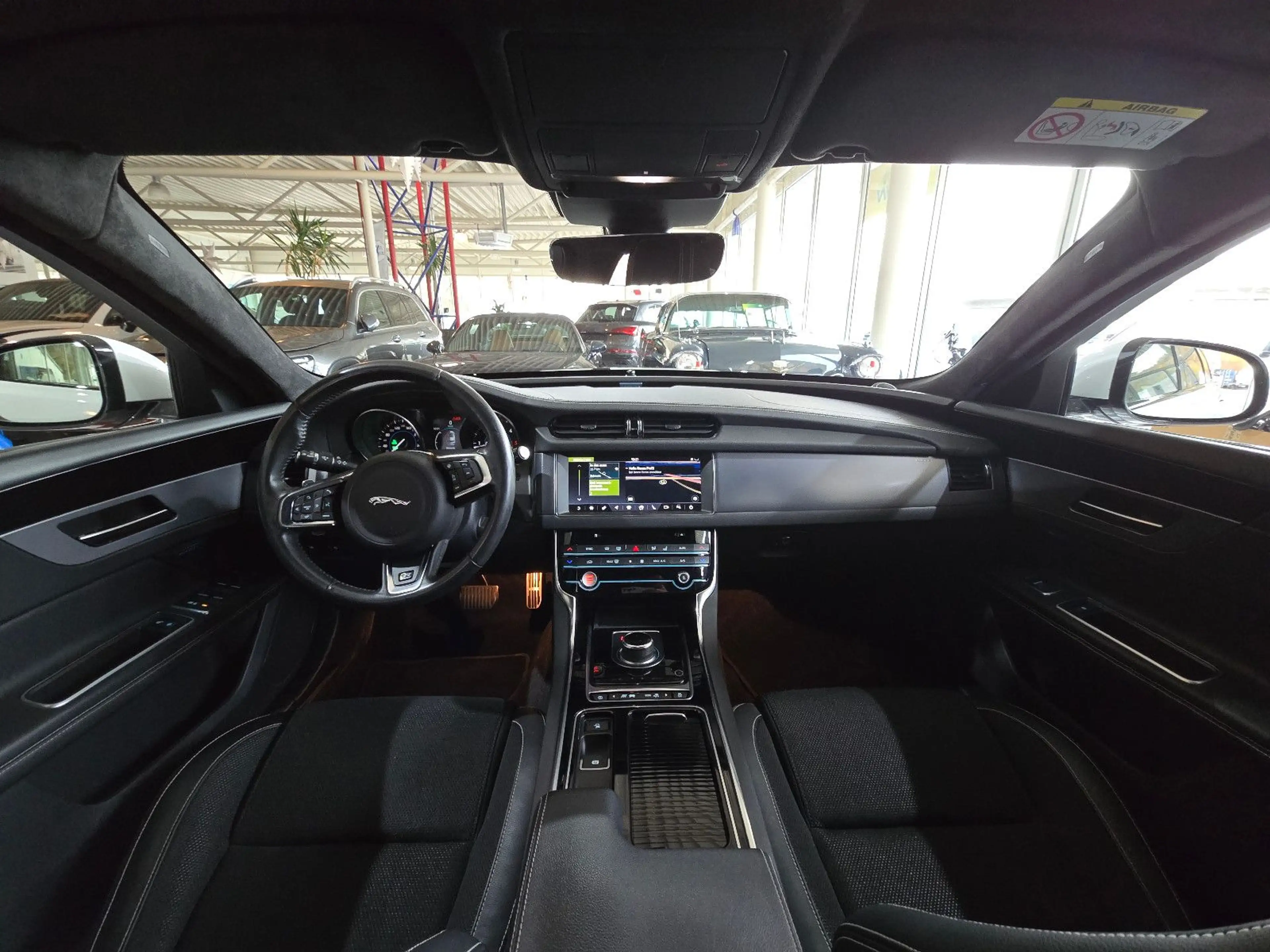 Jaguar XF Sportbrake R-Sport AWD+MERIDIAN+NAVI+KAMERA+ — photo 4