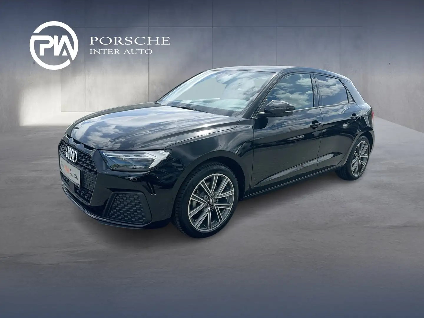 Audi A1 30 TFSI intense Schwarz - 1