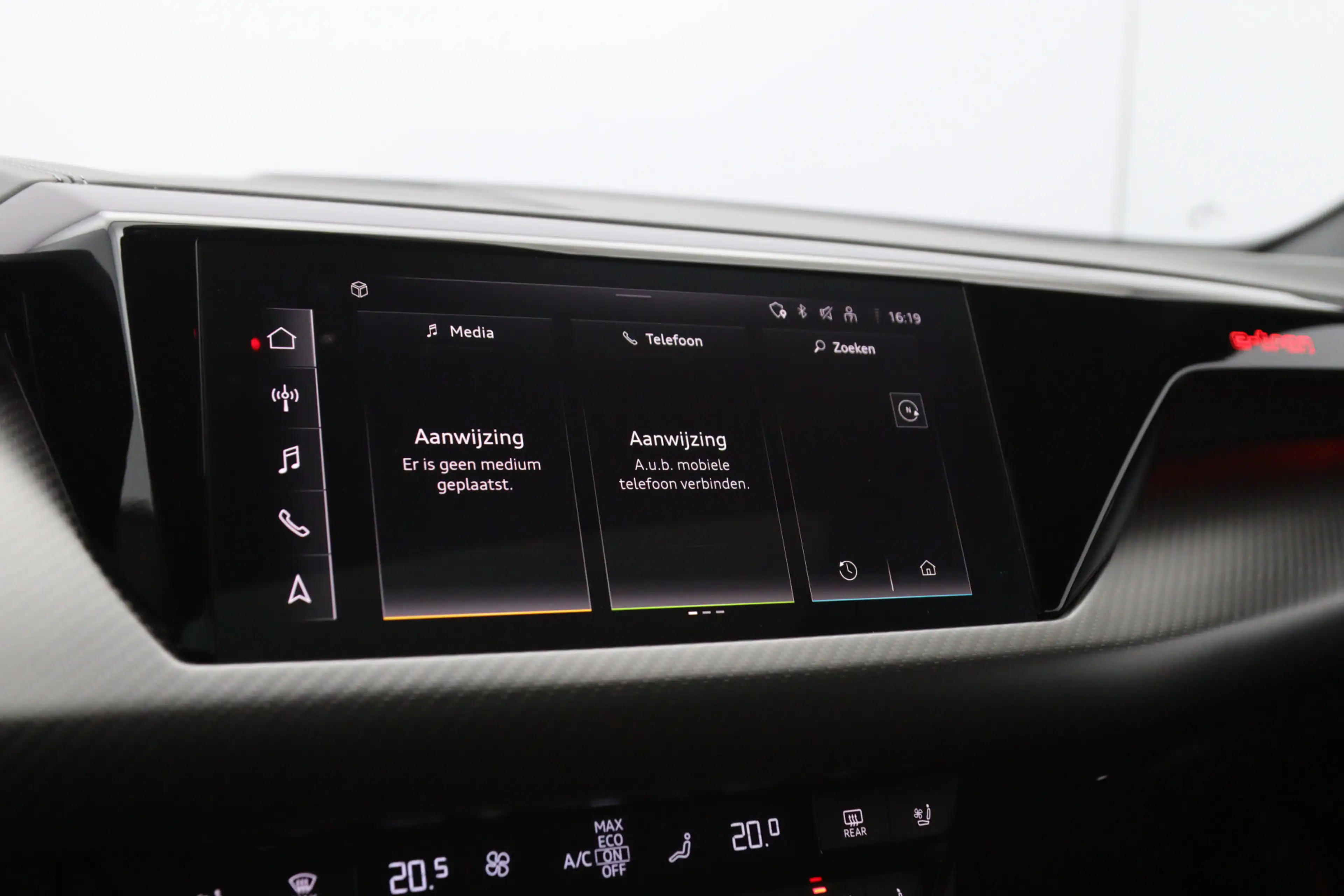 Audi RS e-tron GT 93 kWh 646 PK, SOH 92 %, 4-Wielsturing, Carbon-Pak — photo 39