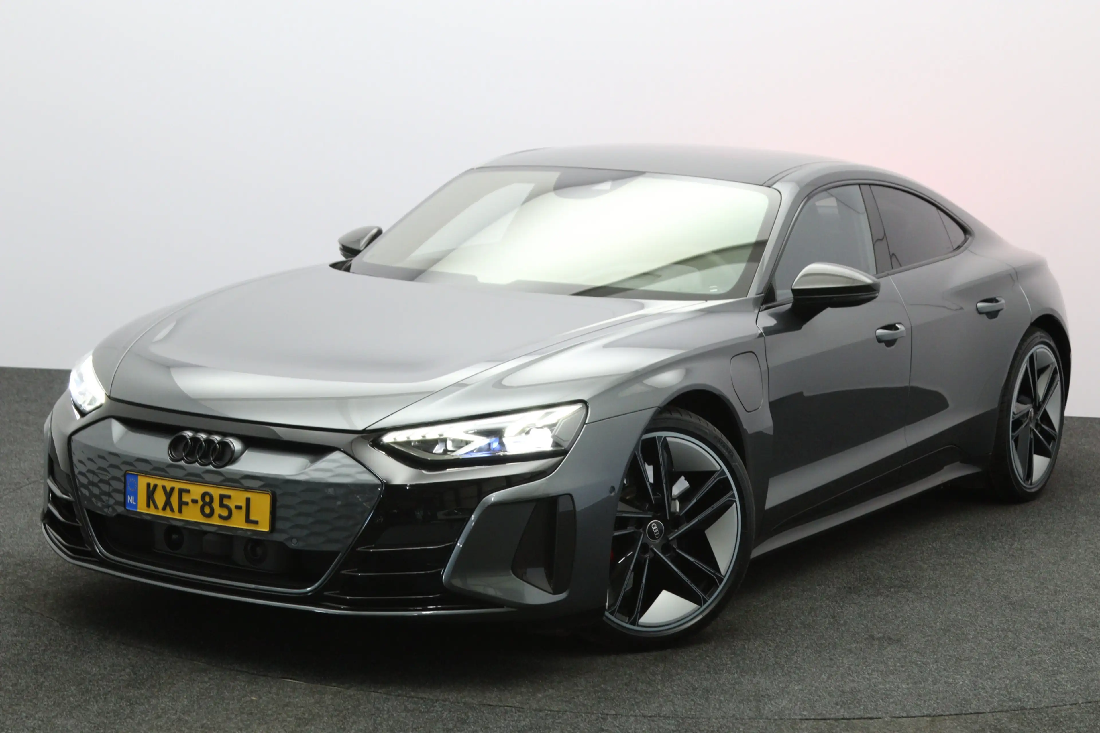 Audi RS e-tron GT 93 kWh 646 PK, SOH 92 %, 4-Wielsturing, Carbon-Pak — photo 11