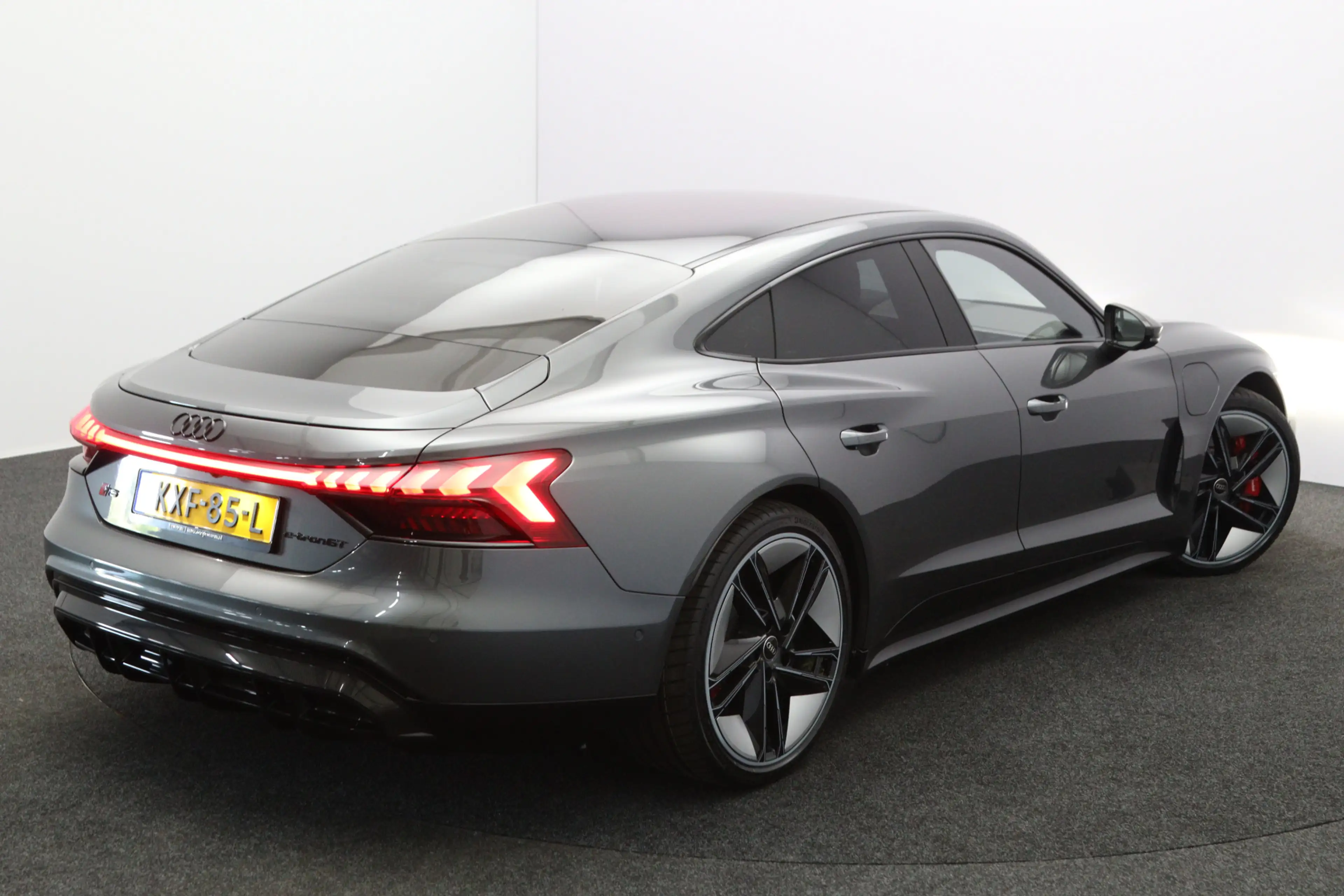 Audi RS e-tron GT 93 kWh 646 PK, SOH 92 %, 4-Wielsturing, Carbon-Pak — photo 12