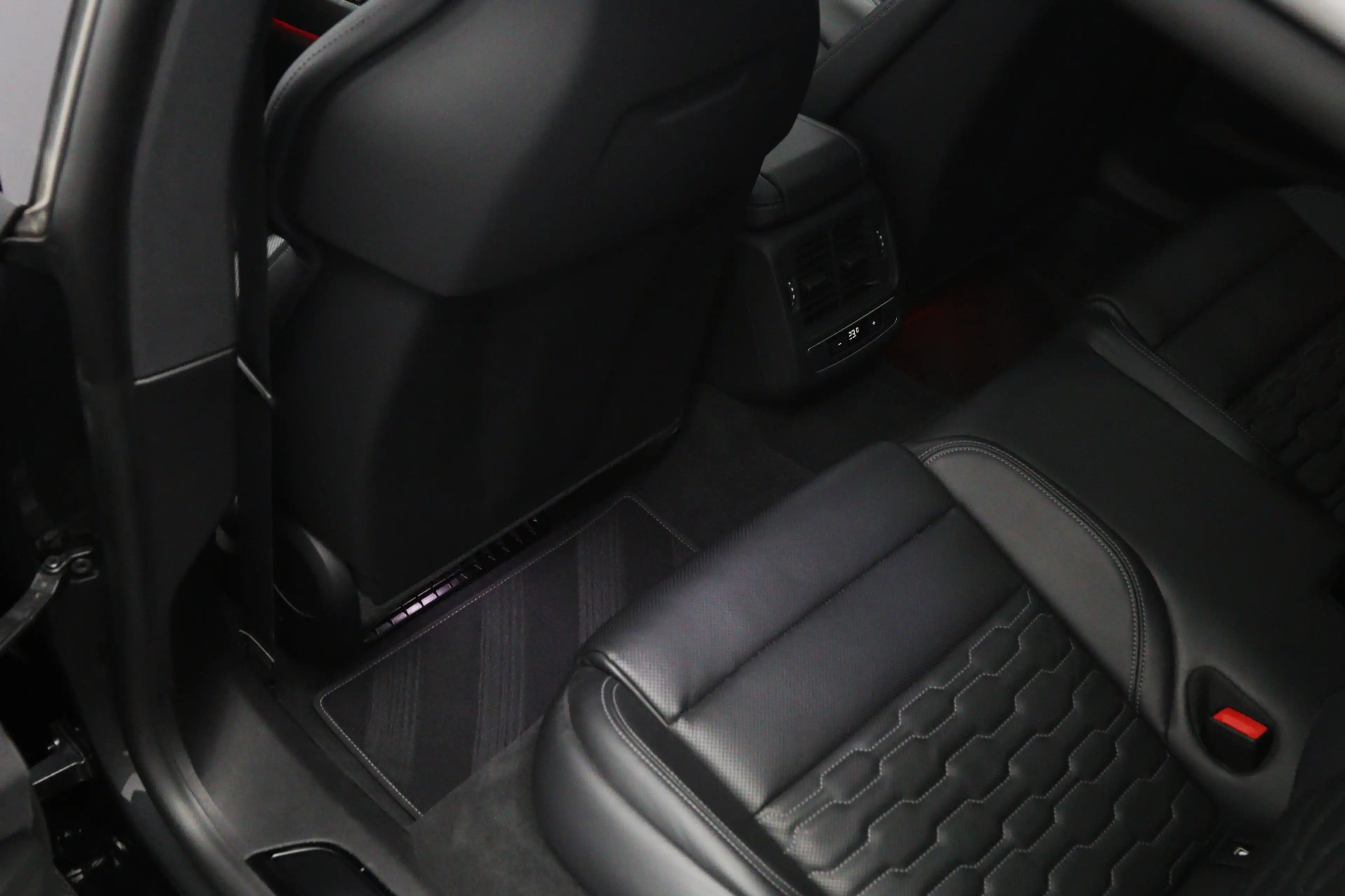 Audi RS e-tron GT 93 kWh 646 PK, SOH 92 %, 4-Wielsturing, Carbon-Pak — photo 31