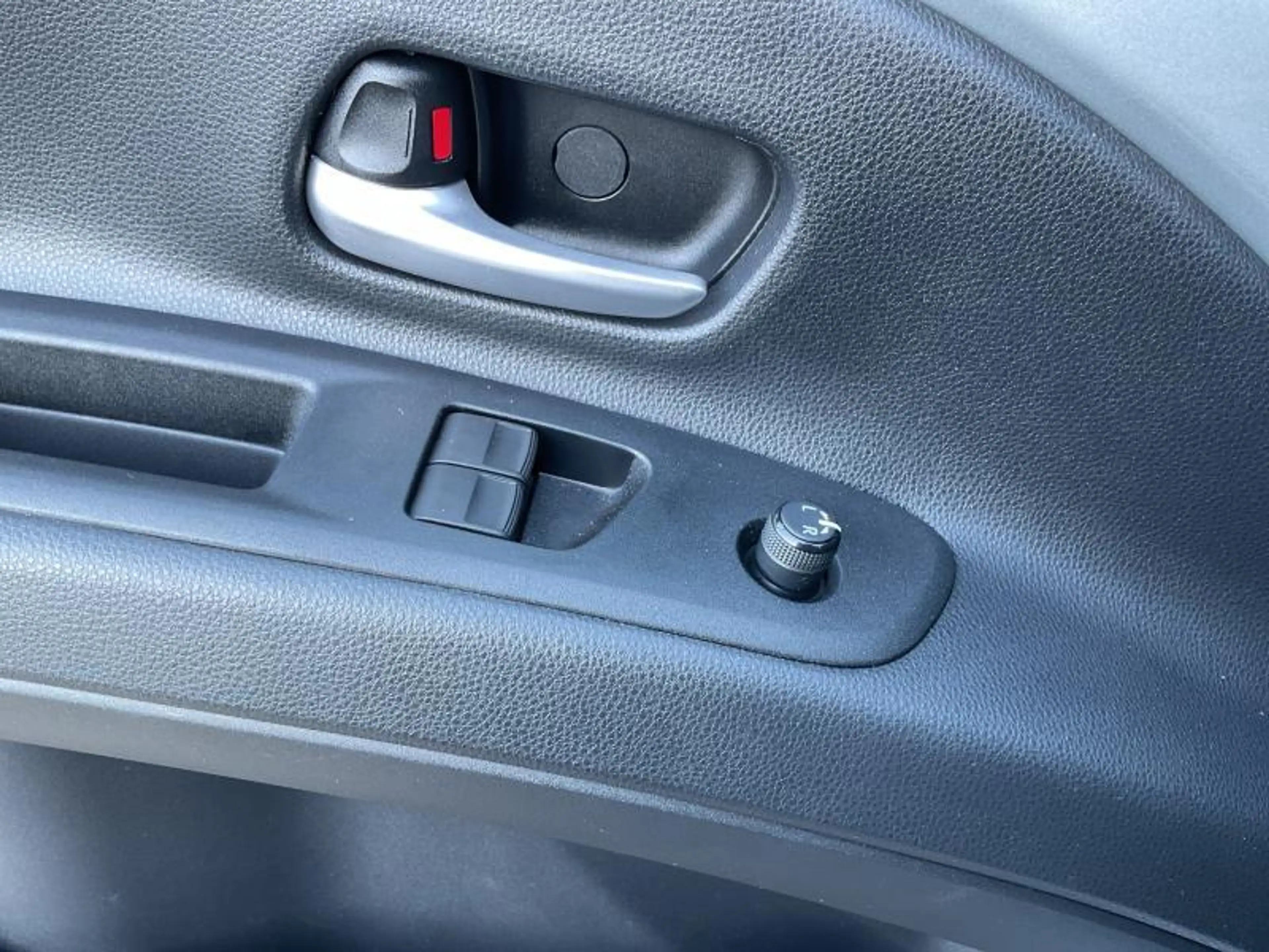 Toyota Aygo X Play — photo 17