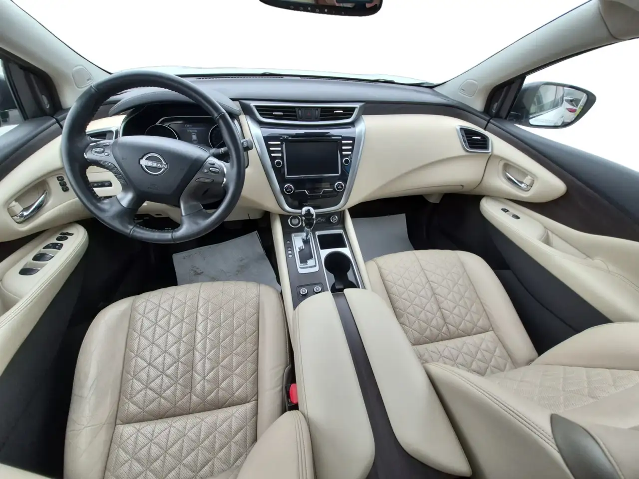 Nissan Murano снимка Nissan Murano